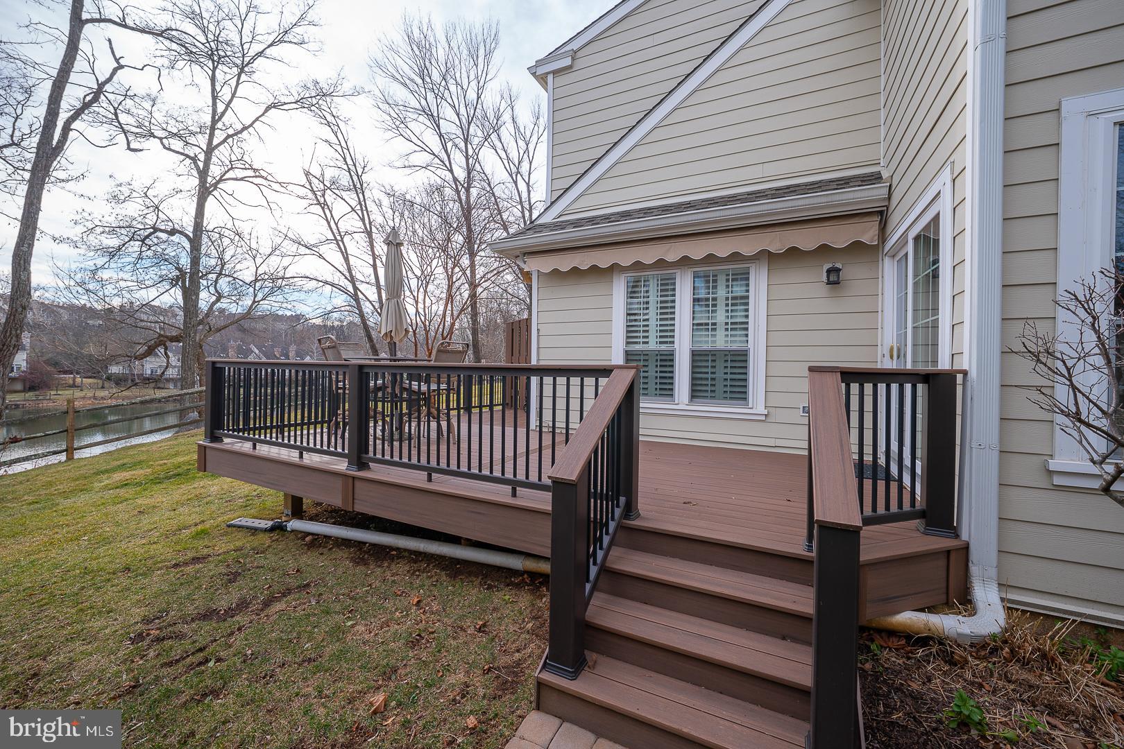 DAYLESFORD LAKE - Residential