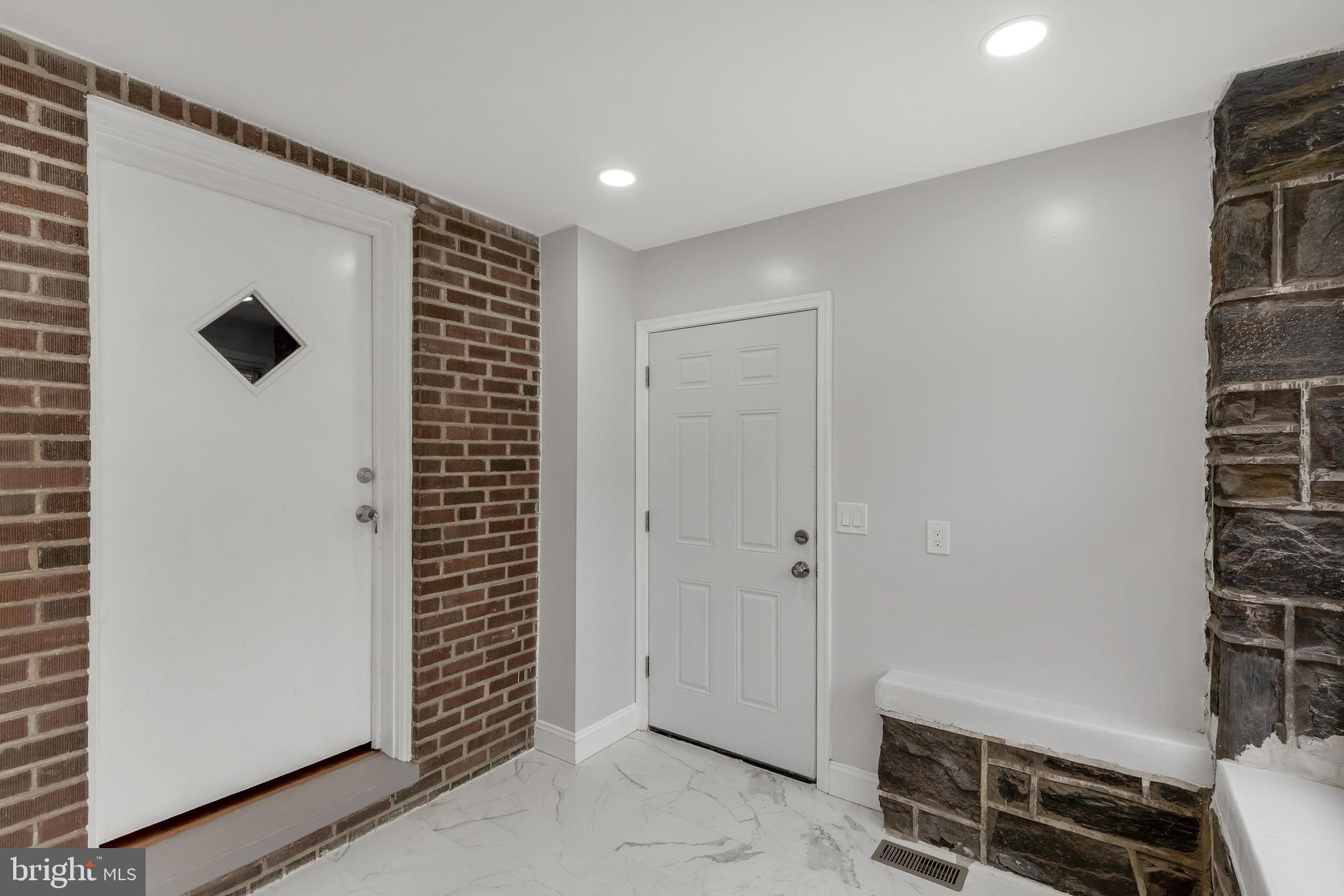 STONEHURST - Residential