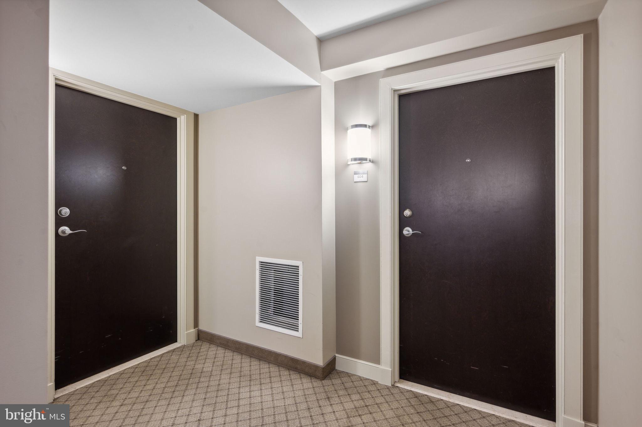 851 N GLEBE ROAD 604