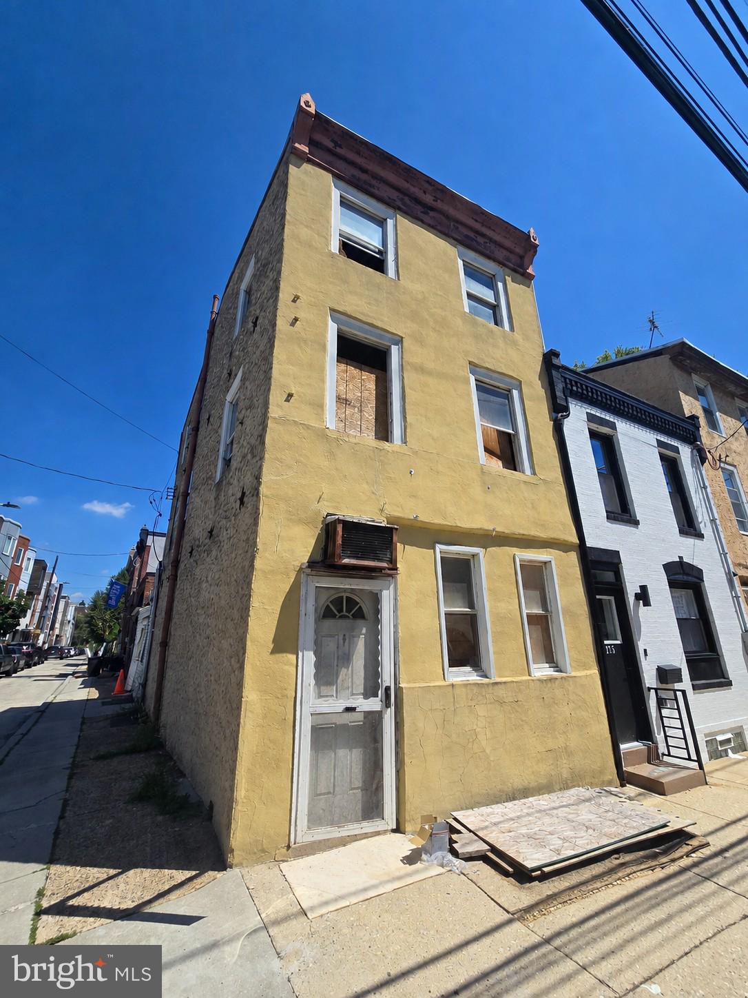 177 W THOMPSON STREET