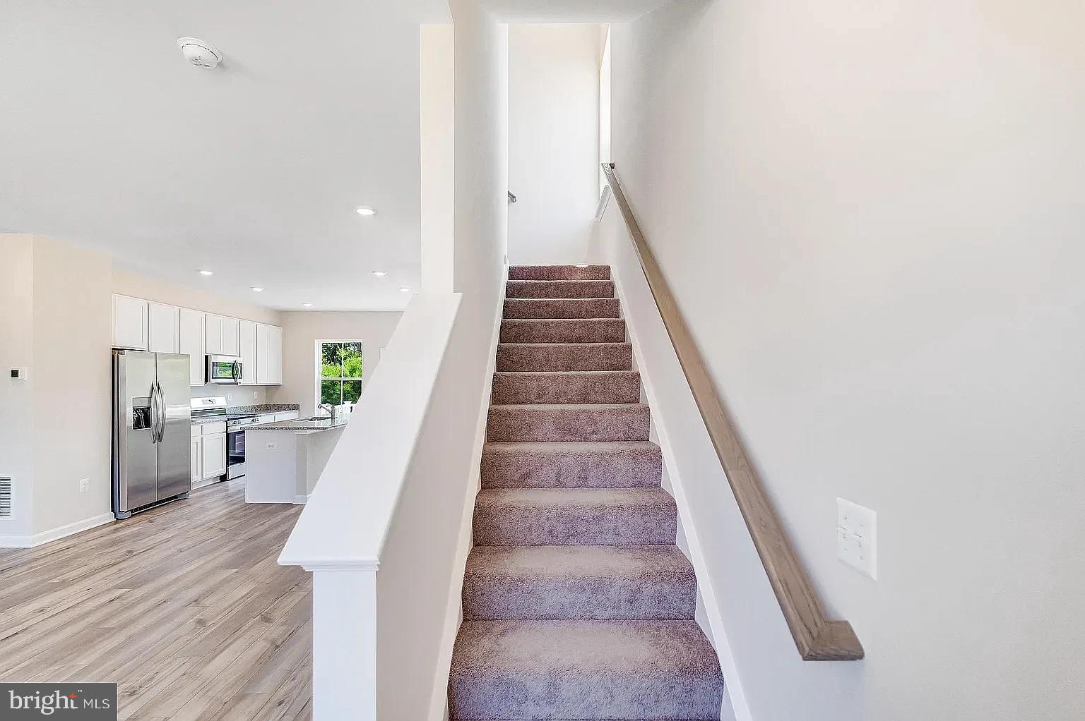 RED CLOVER MEADOWS - Residential Lease