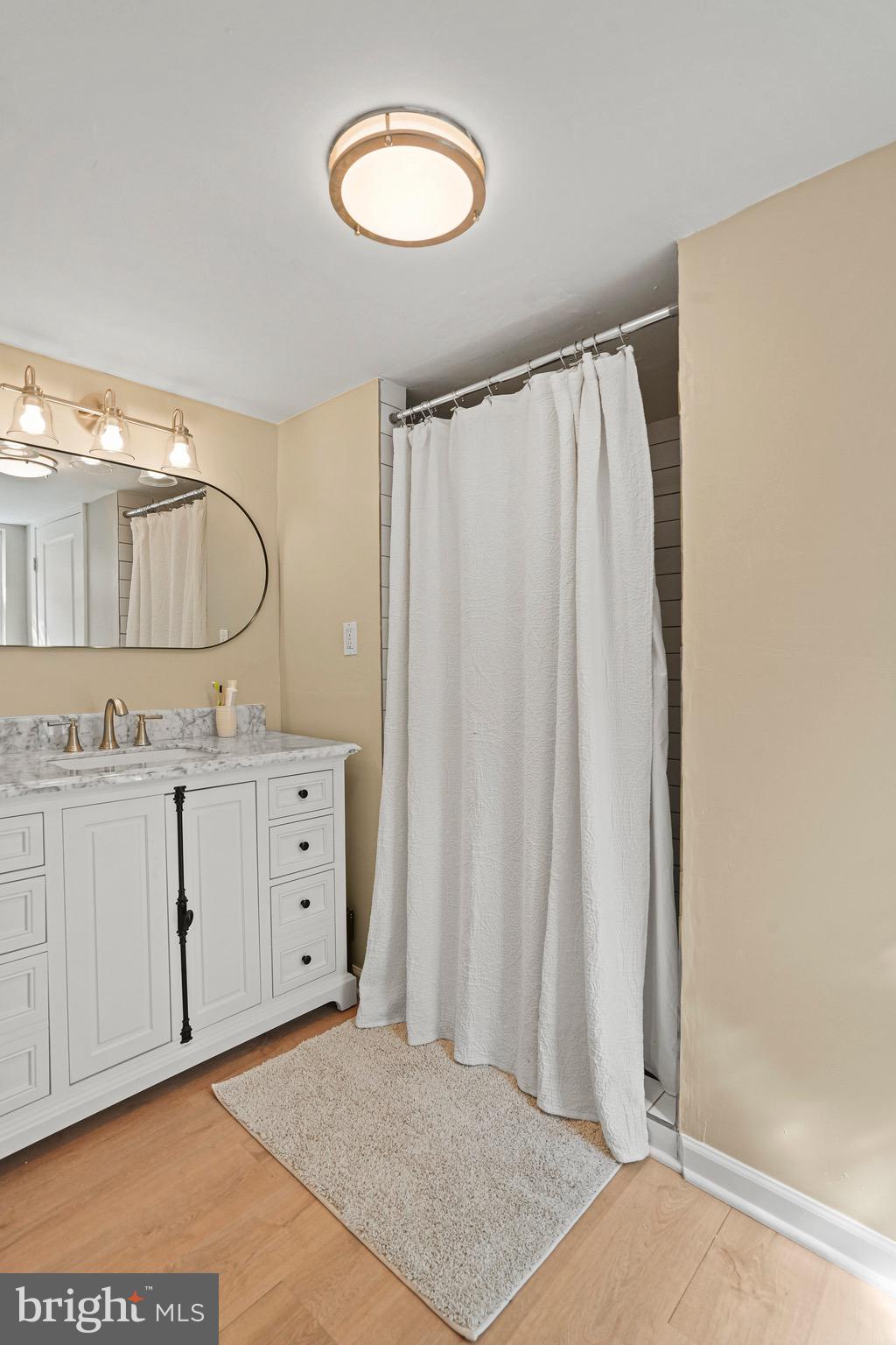 INDIAN SPRING VIEW - Residential