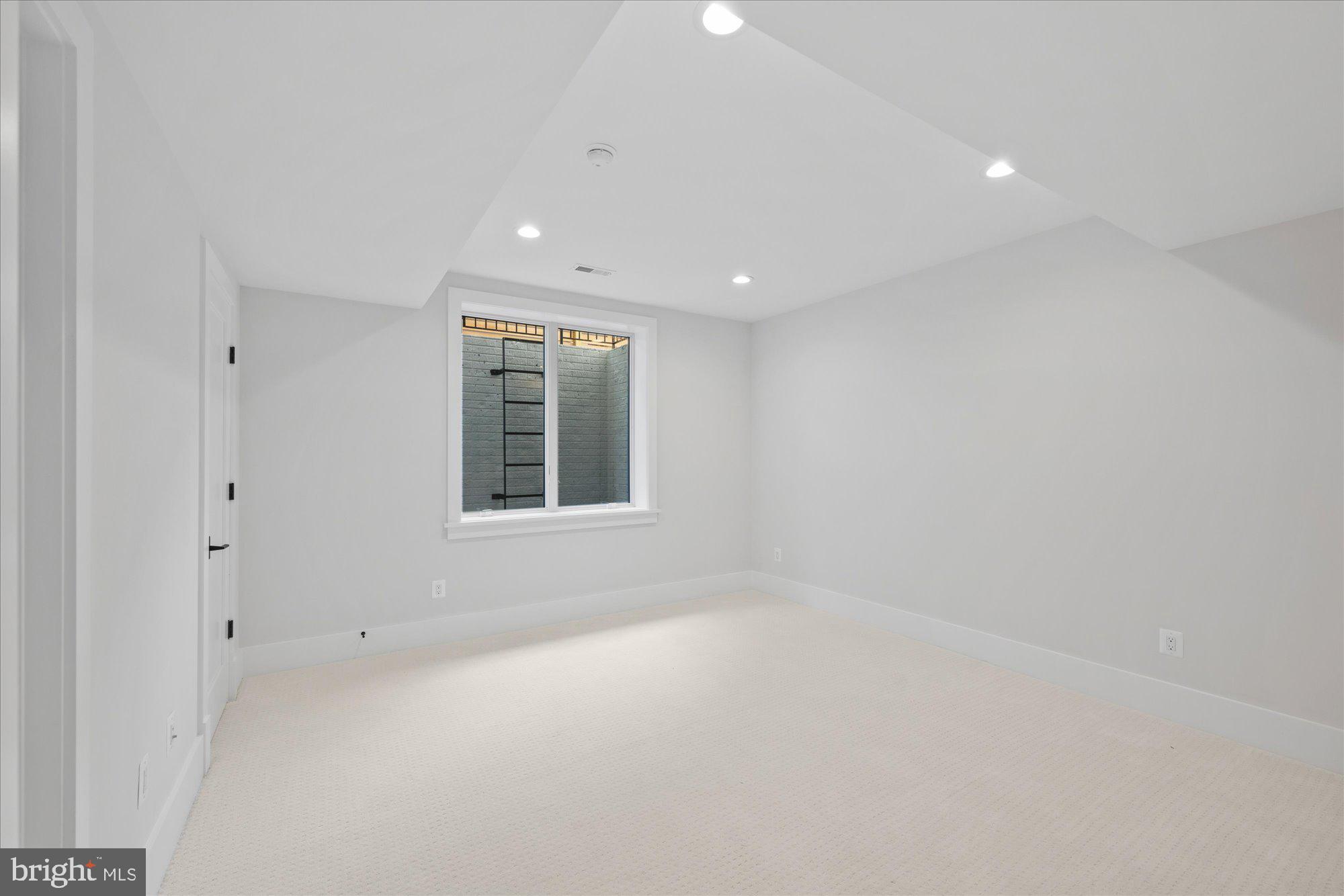 WESTMORELAND HEIGHTS - Residential