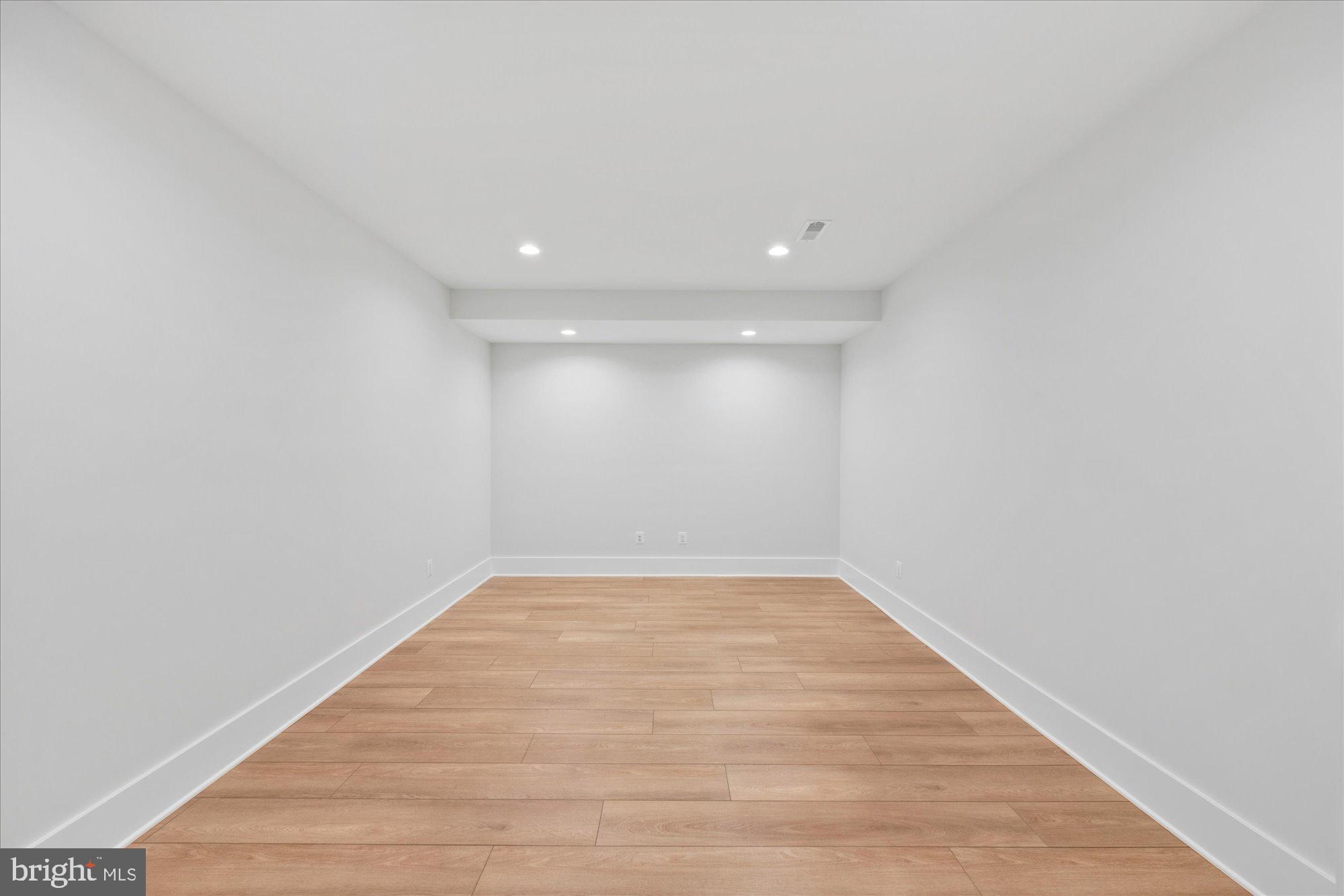 WESTMORELAND HEIGHTS - Residential