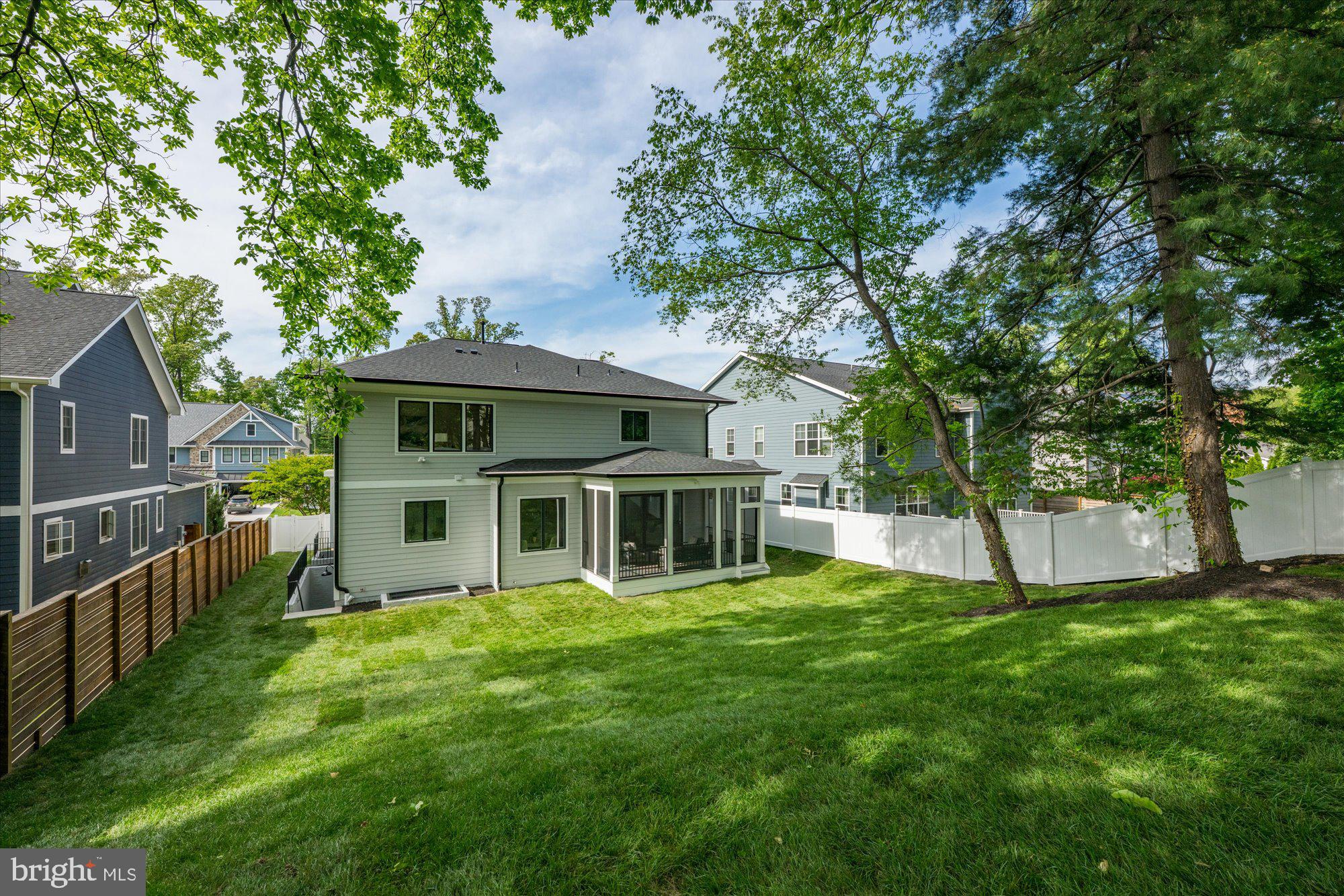 WESTMORELAND HEIGHTS - Residential