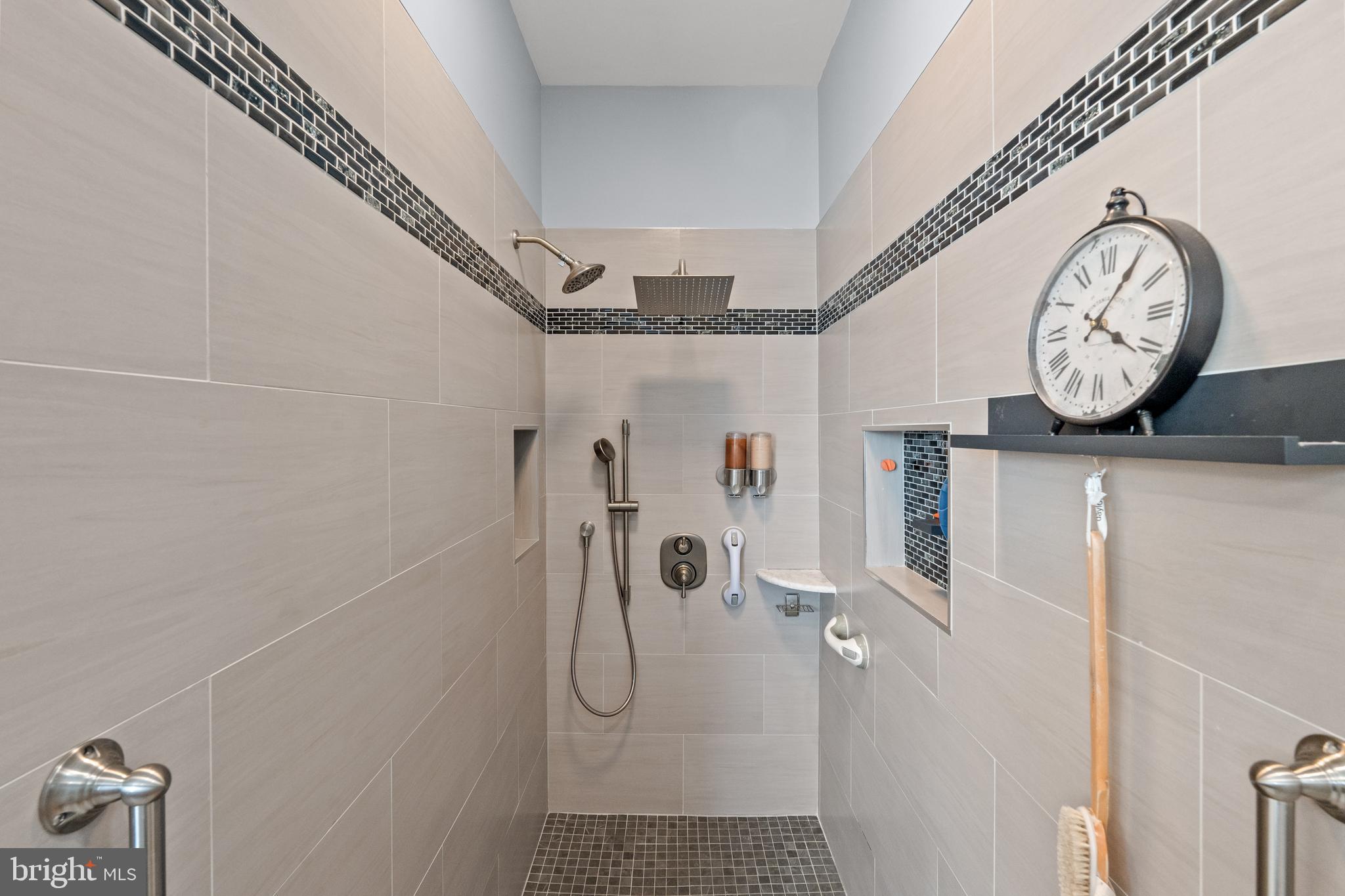 HERITAGE HUNT - Residential