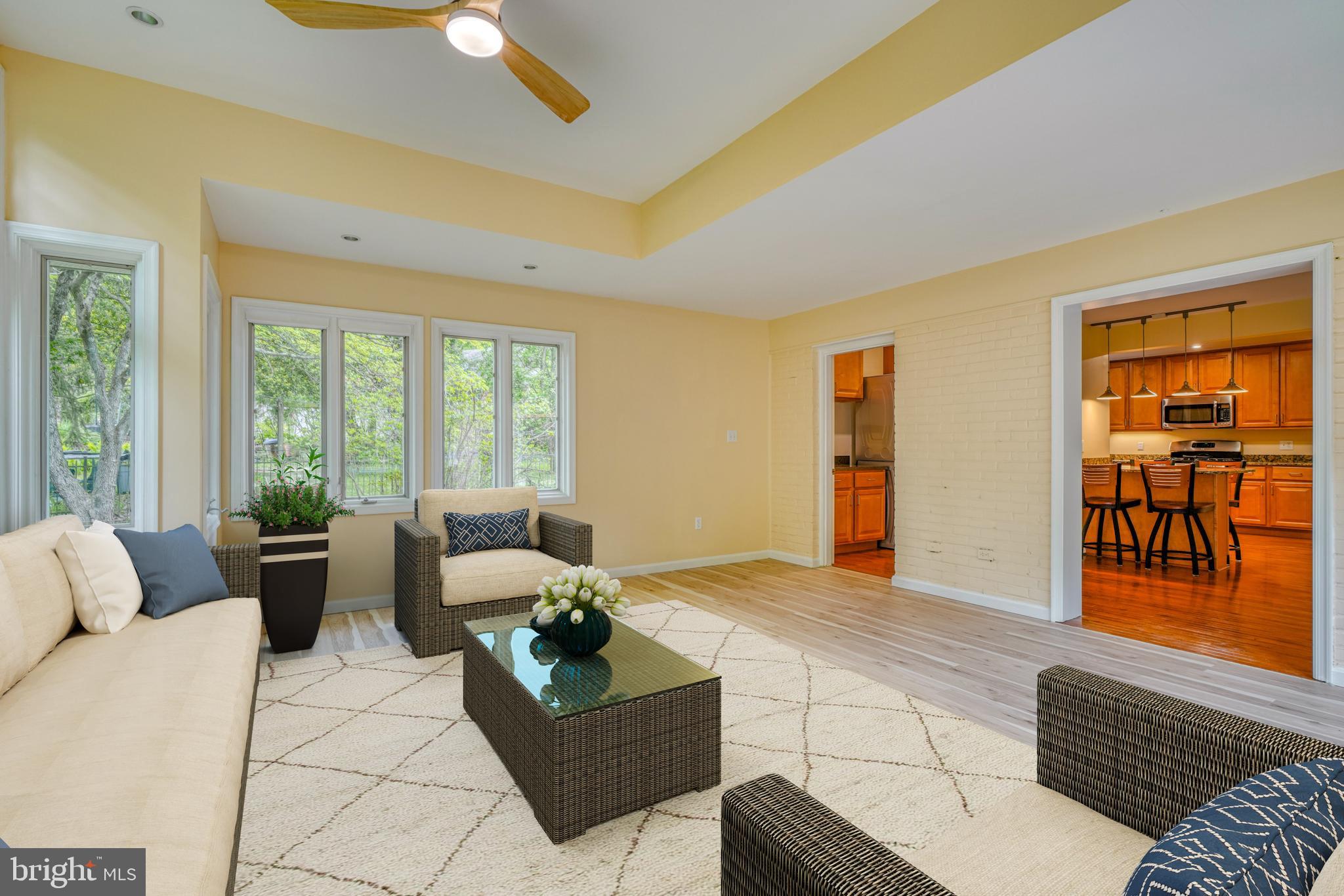 HAMPTON GARDENS - Residential