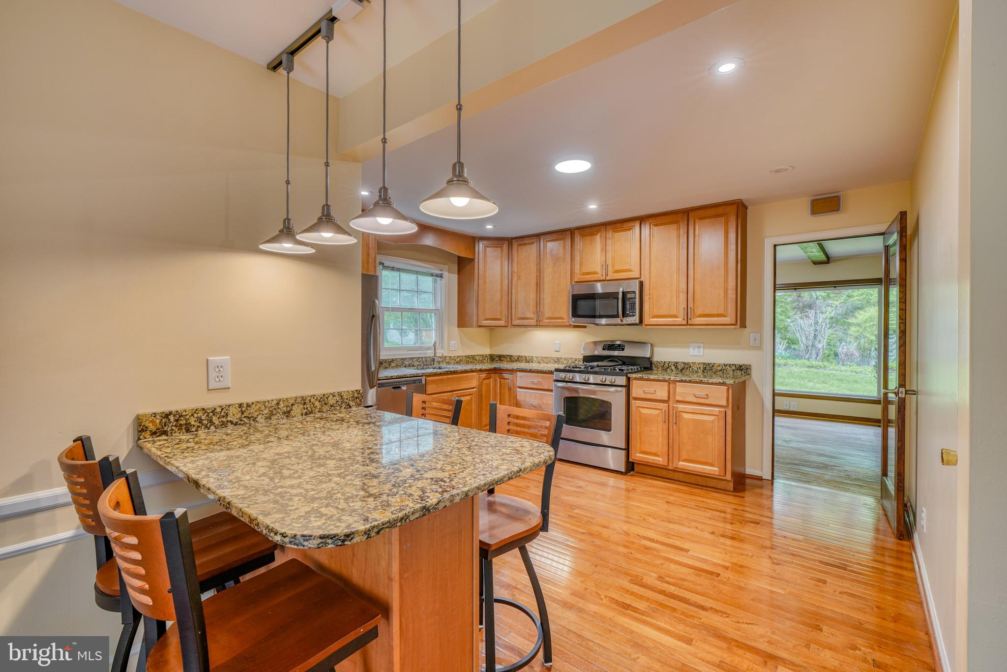 HAMPTON GARDENS - Residential