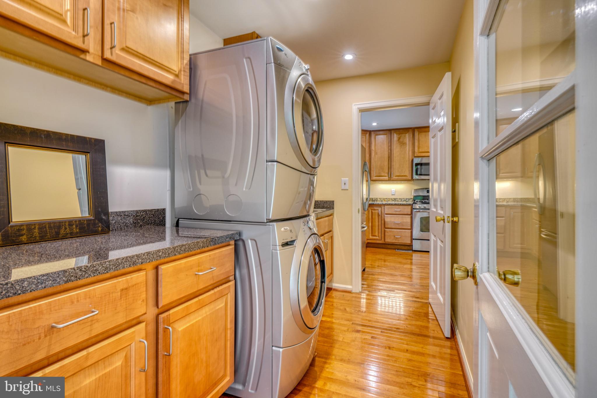 HAMPTON GARDENS - Residential