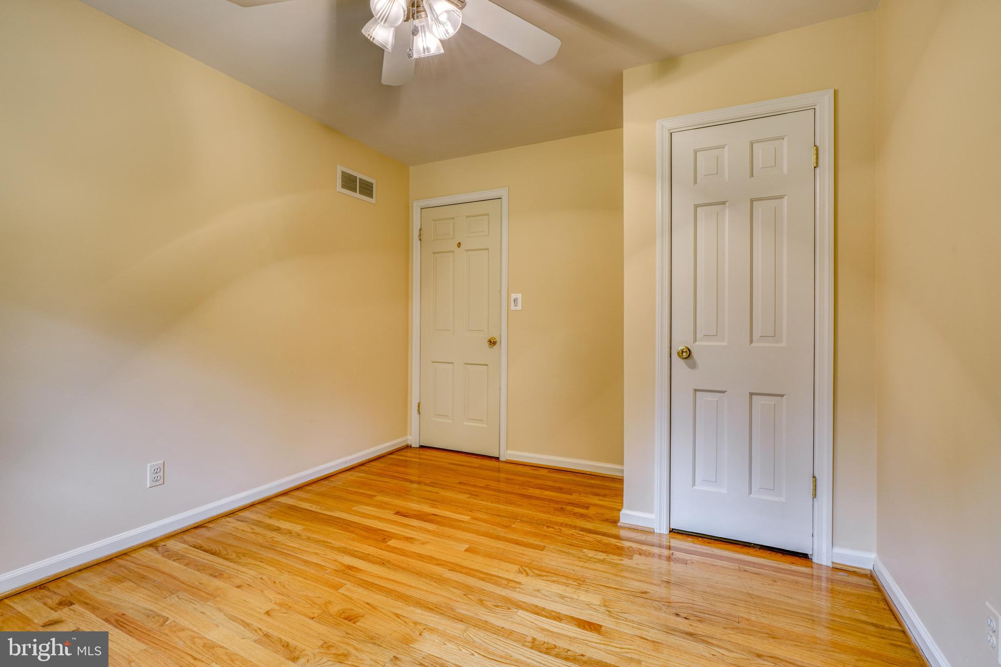 HAMPTON GARDENS - Residential