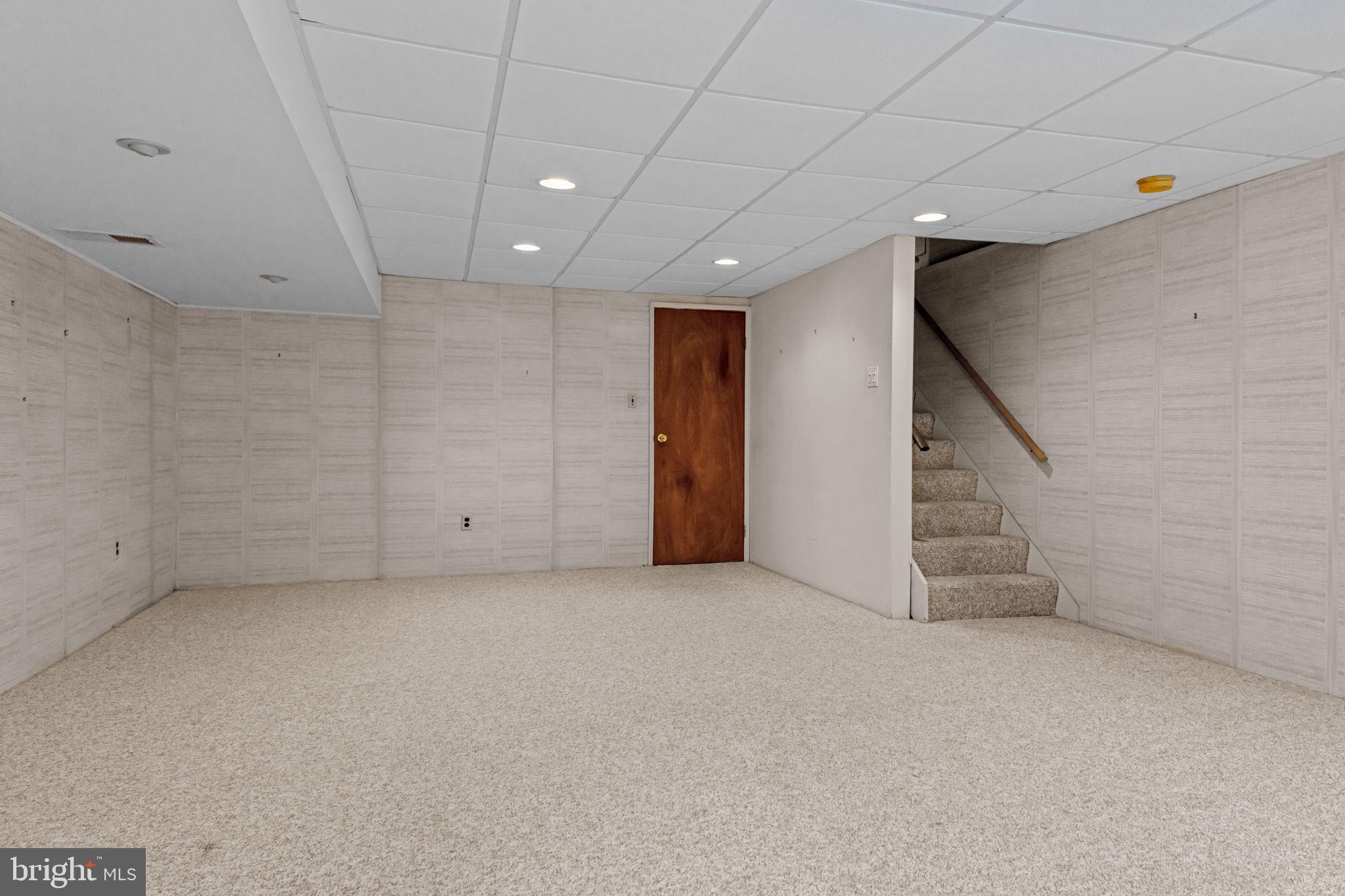 WESTON VILLAGE - Residential