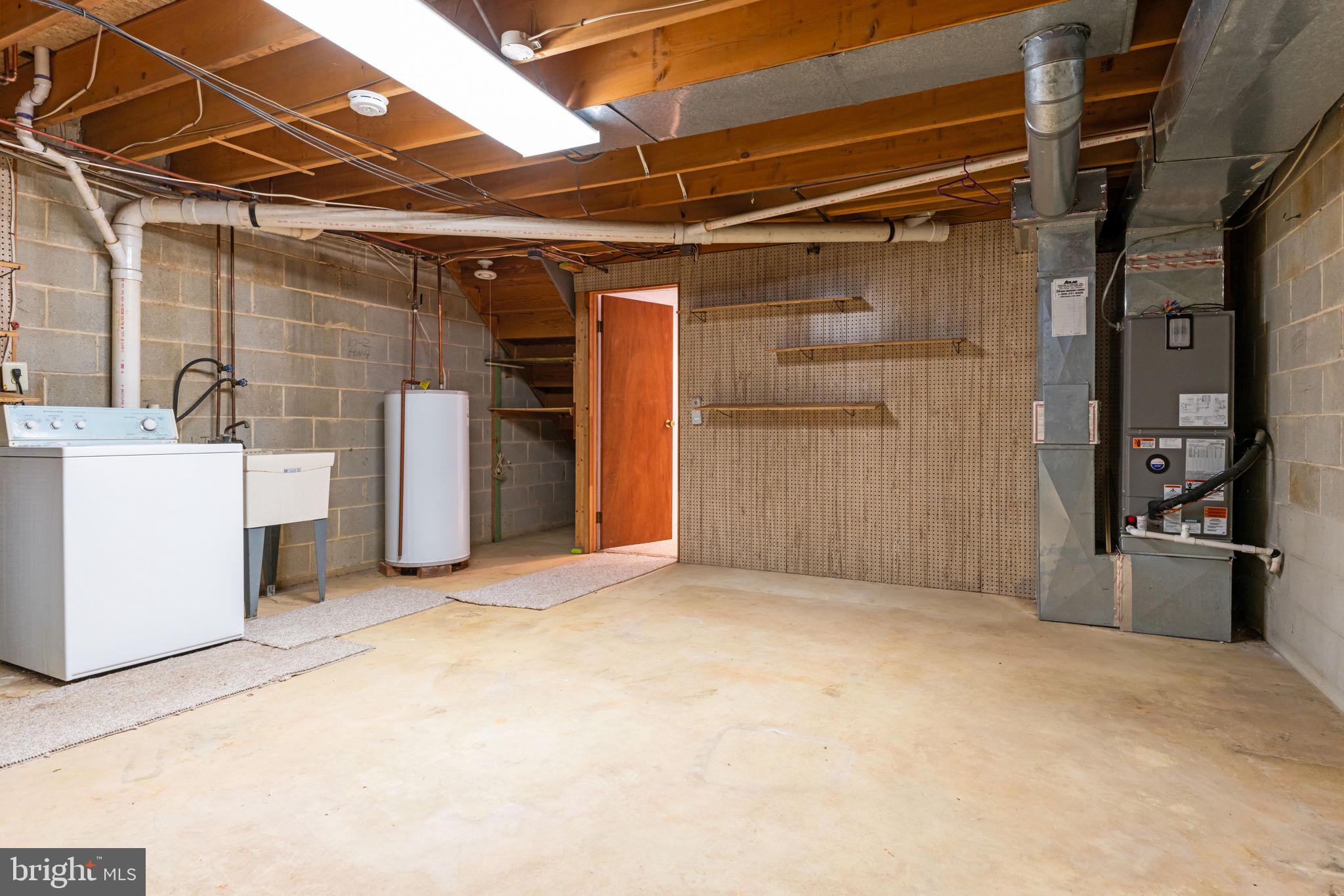 WESTON VILLAGE - Residential