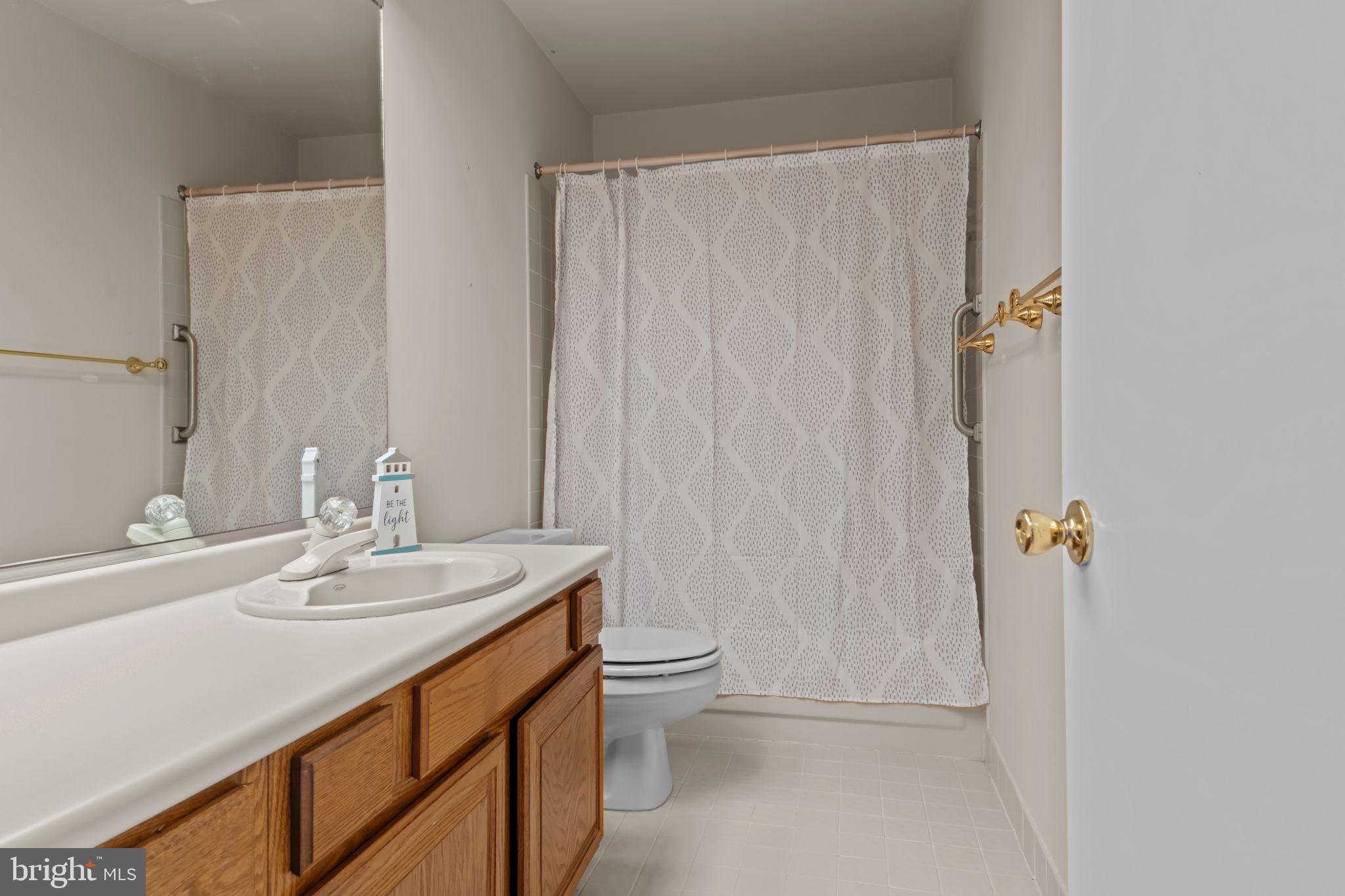 WESTON VILLAGE - Residential