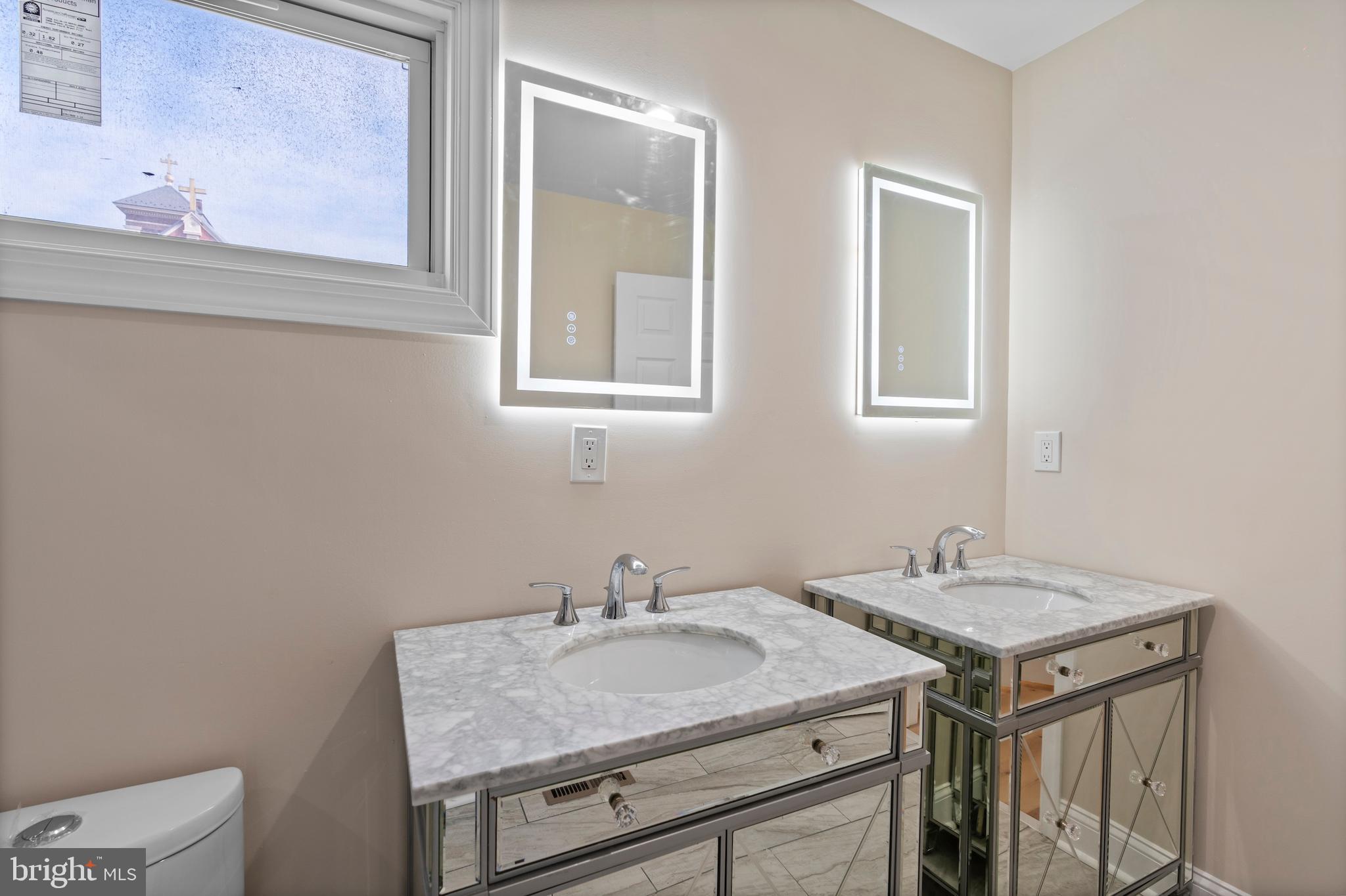 LITTLE ITALY - Residential