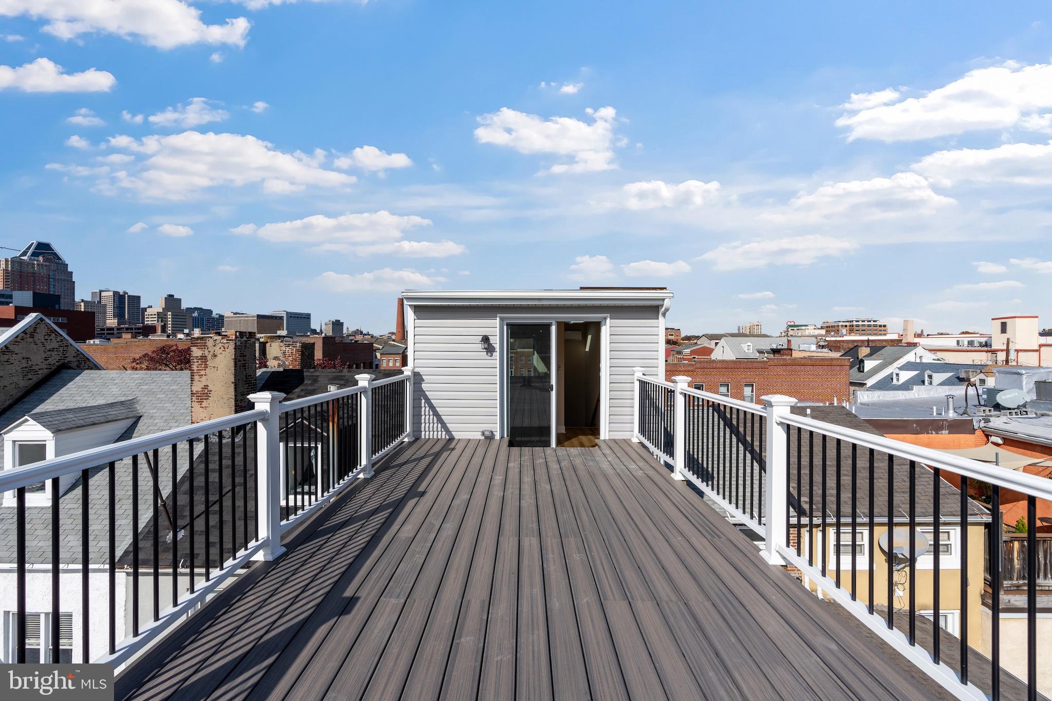 LITTLE ITALY - Residential