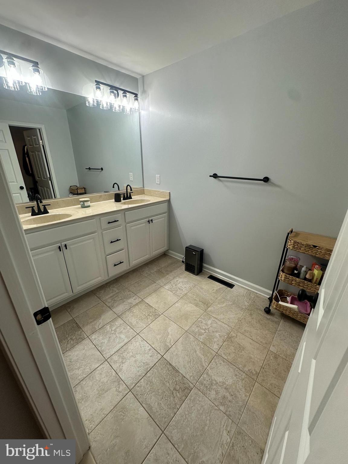 RIDGEWAY ESTATES - Residential