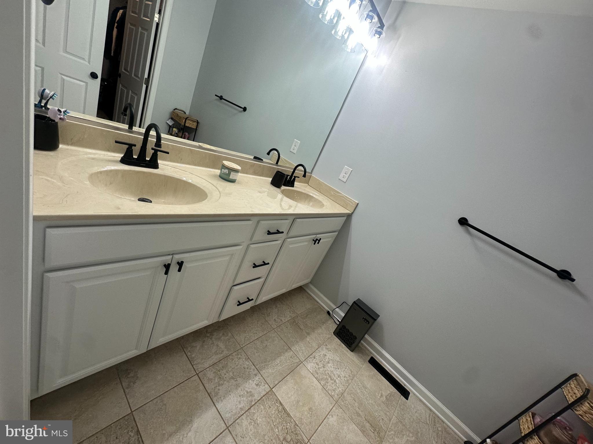 RIDGEWAY ESTATES - Residential