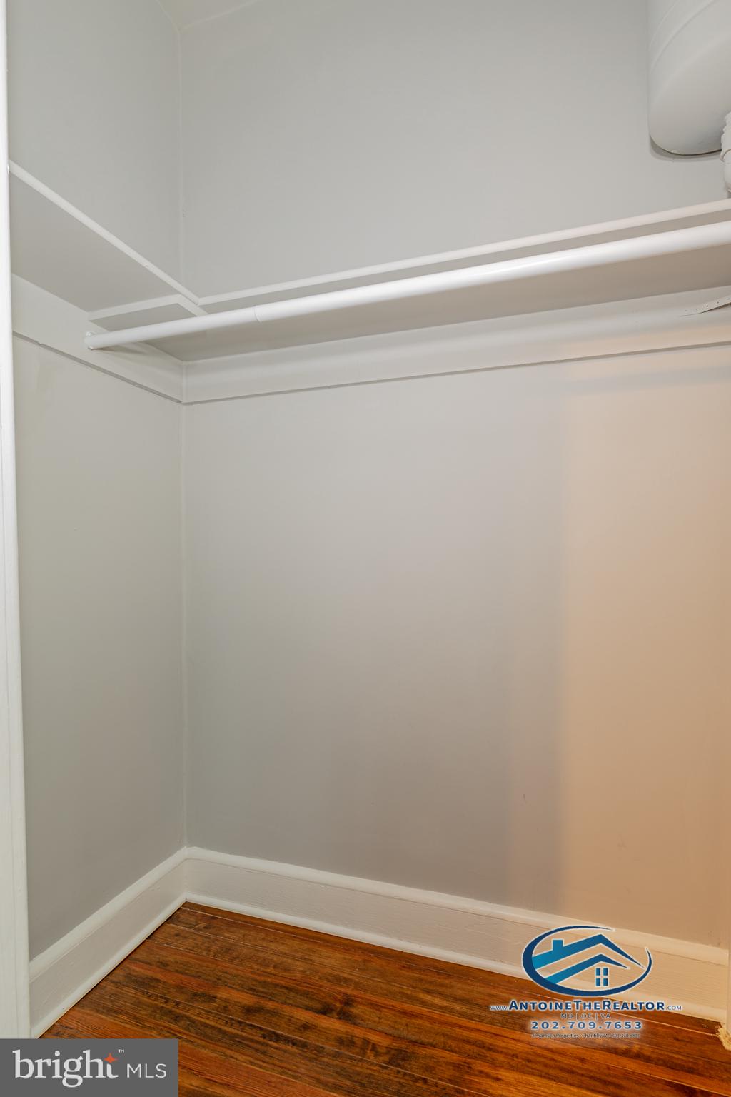 WAVERLY - Residential