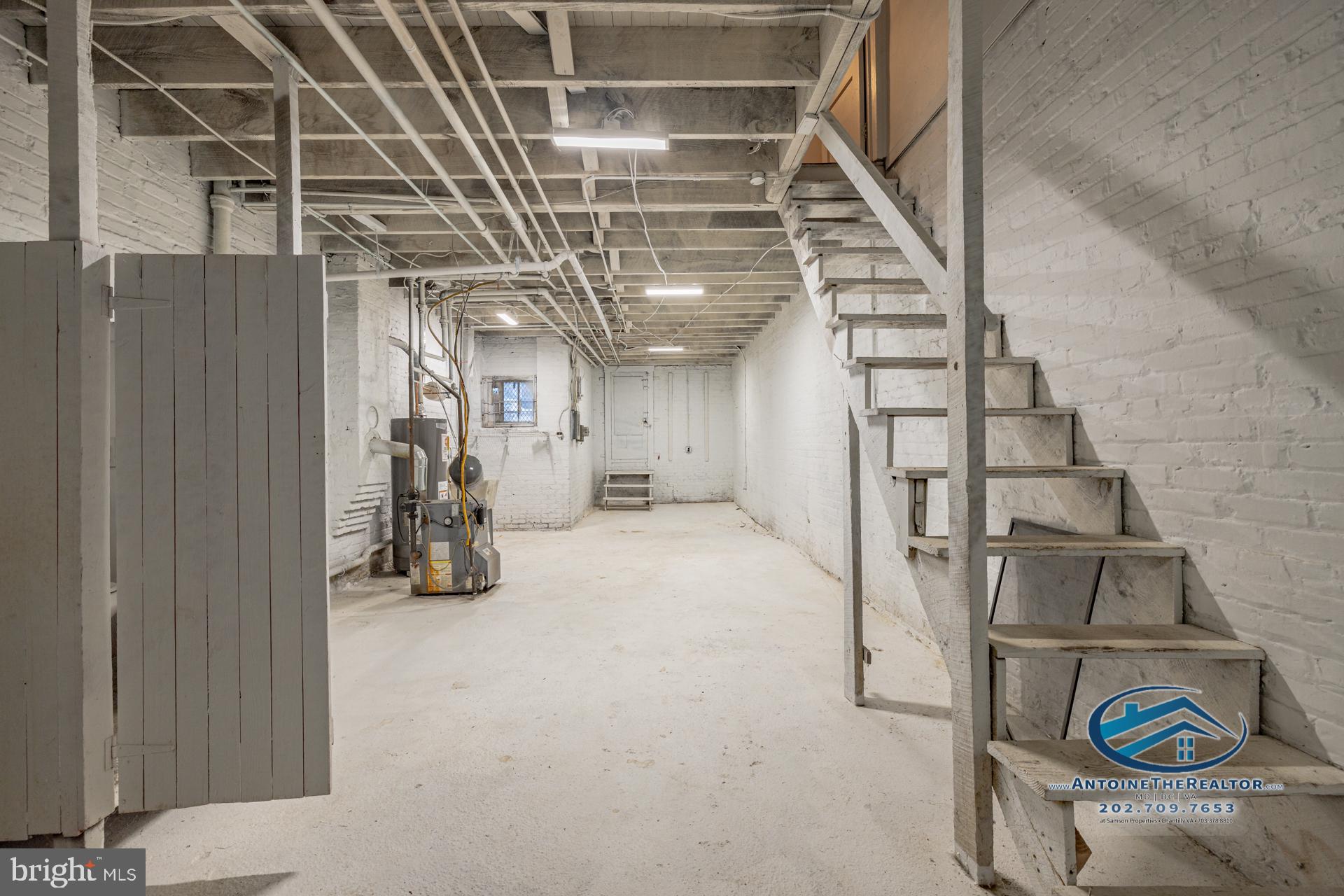 WAVERLY - Residential