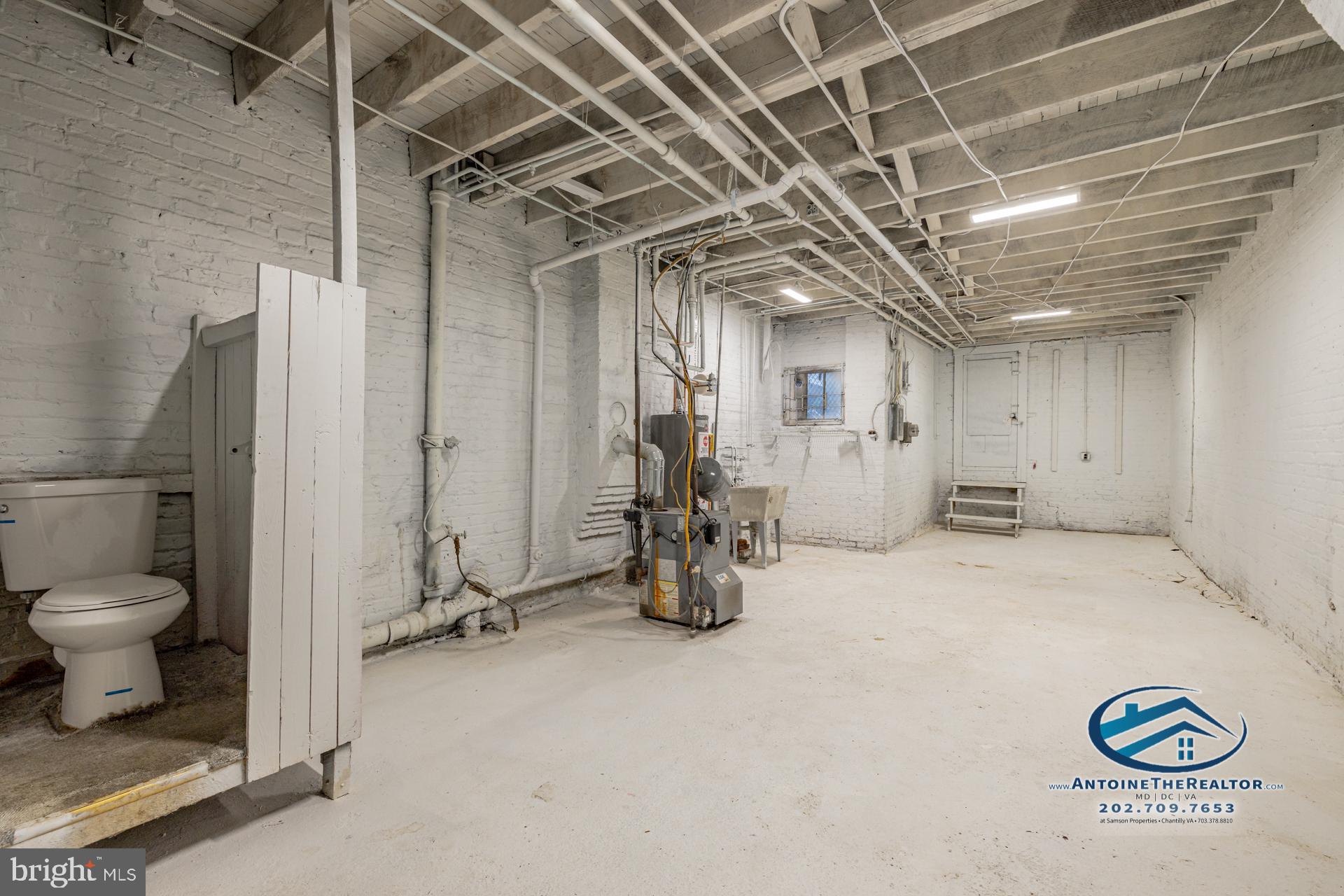 WAVERLY - Residential