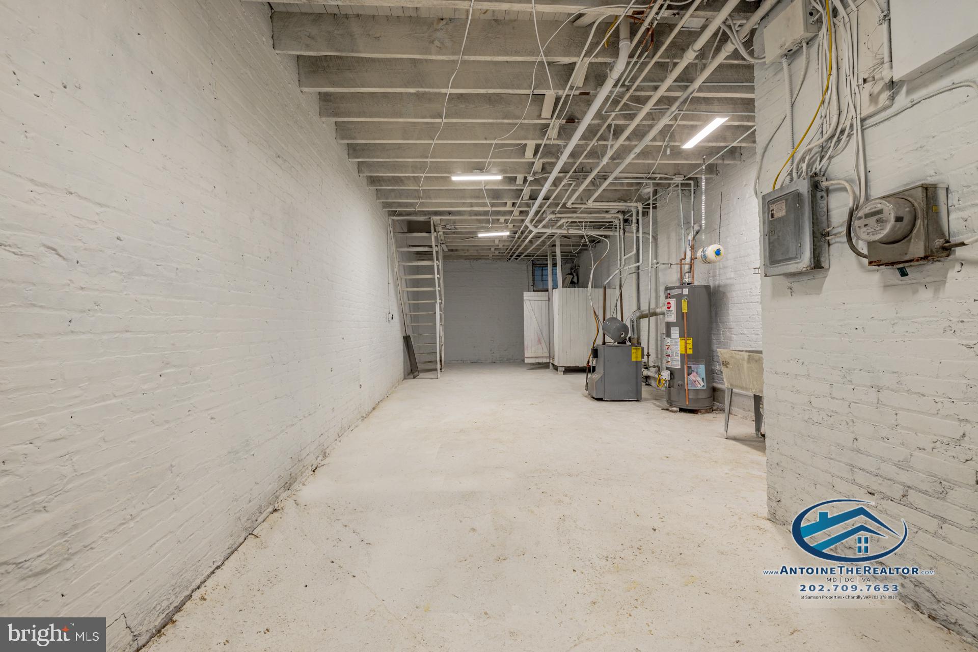 WAVERLY - Residential