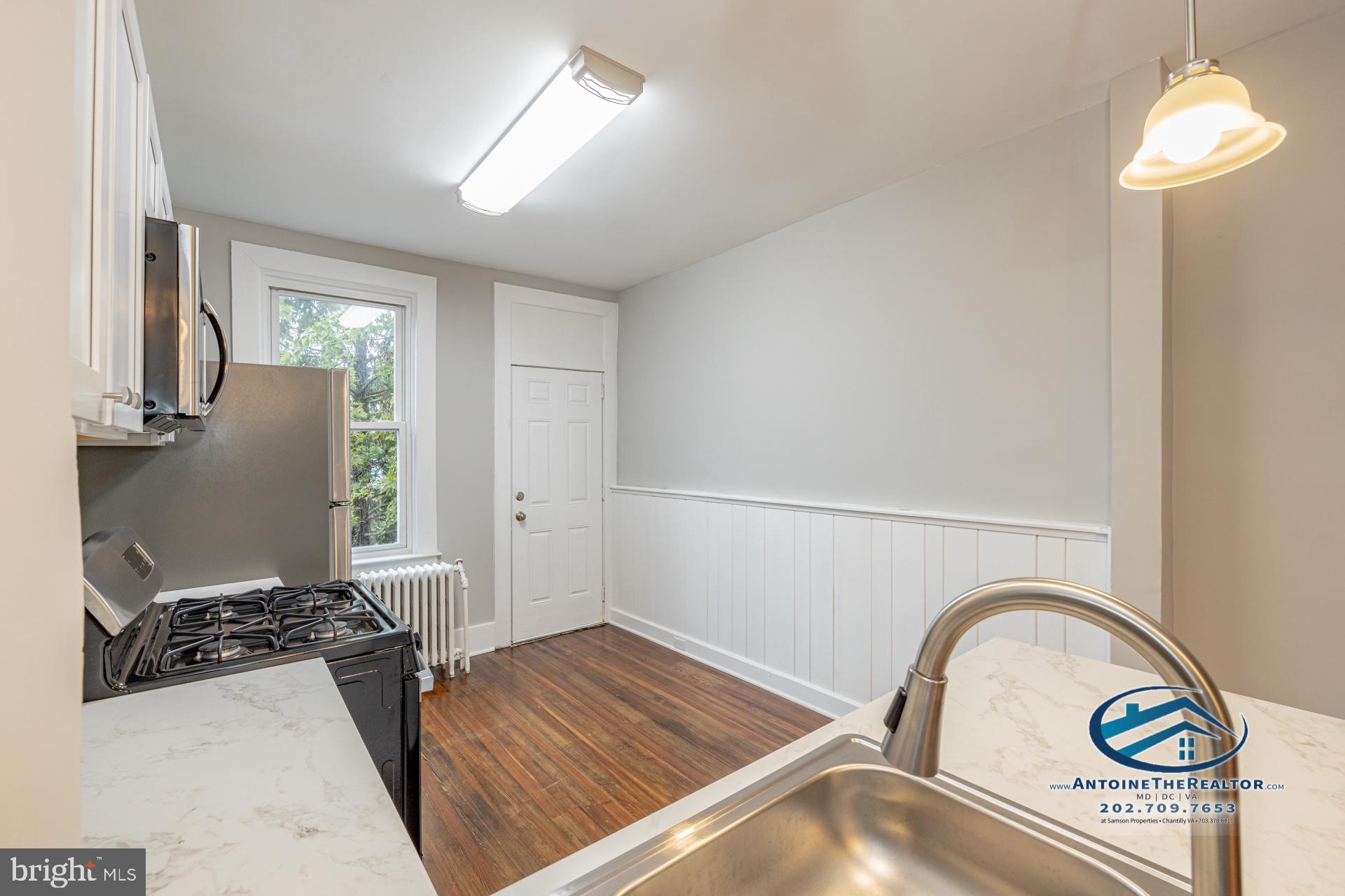 WAVERLY - Residential