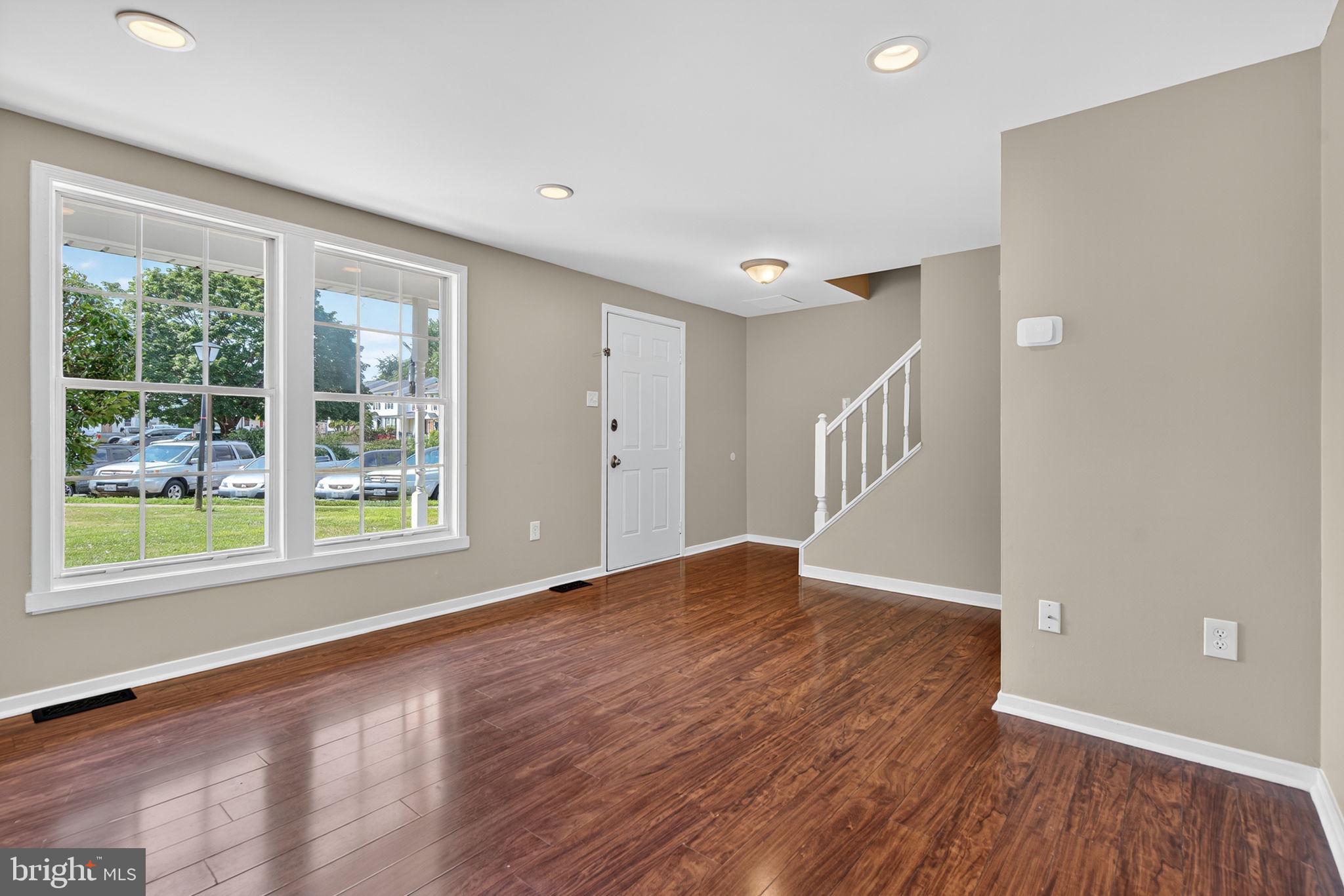 116 OAK TREE LANE
