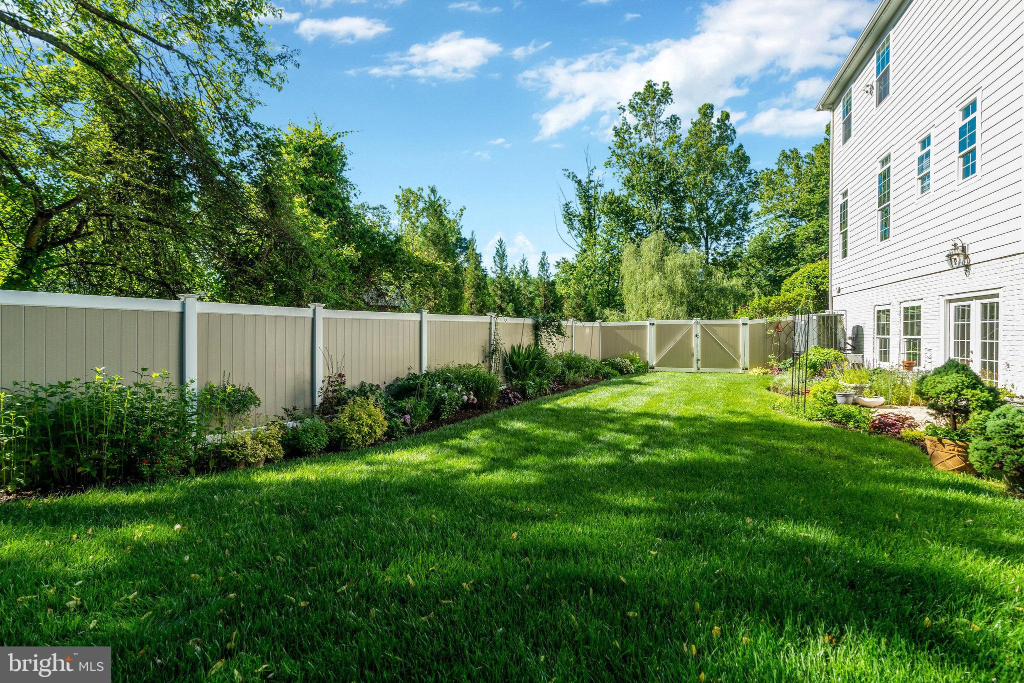 LANGLEY FOREST - Residential