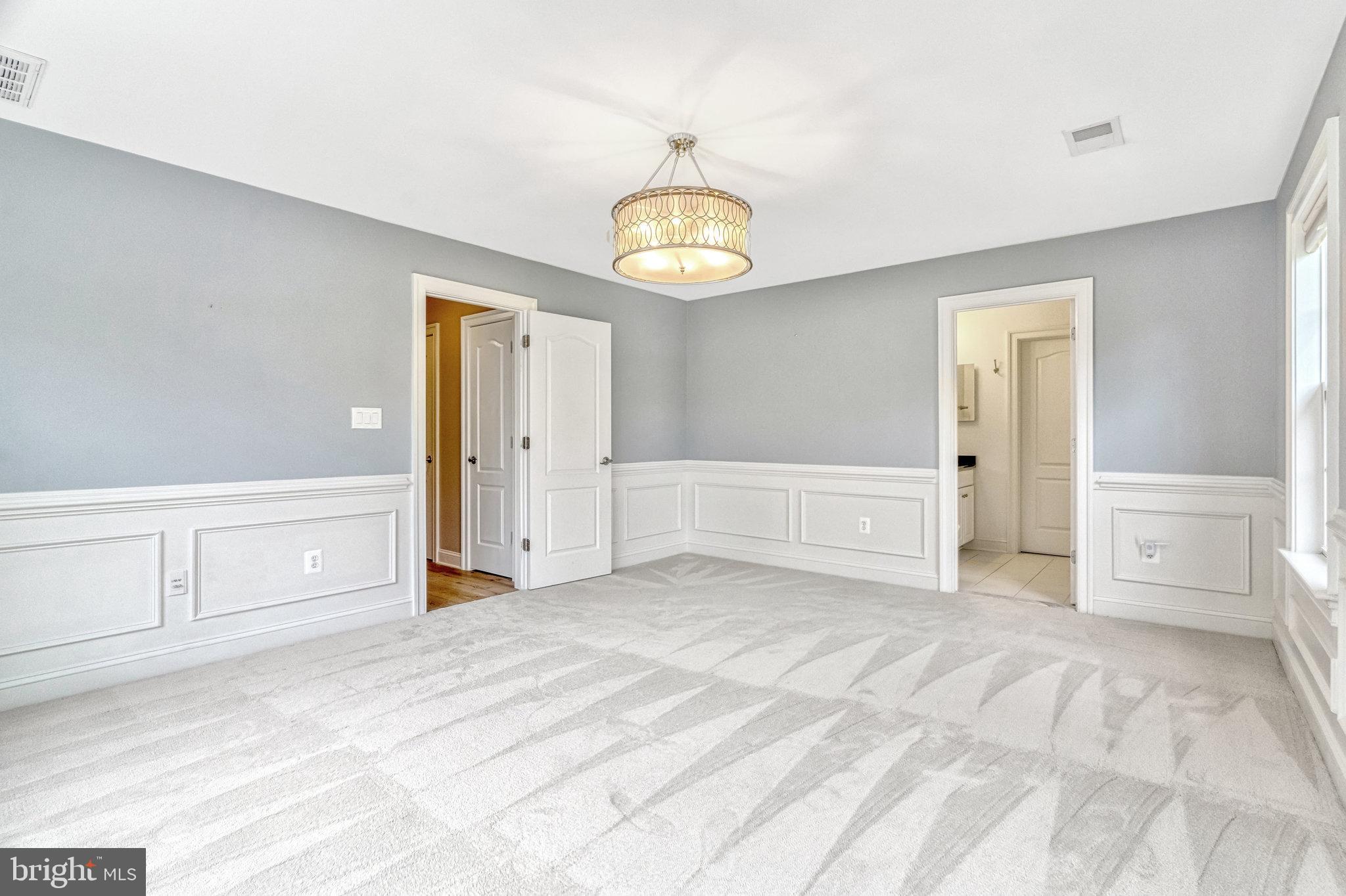 LANGLEY FOREST - Residential