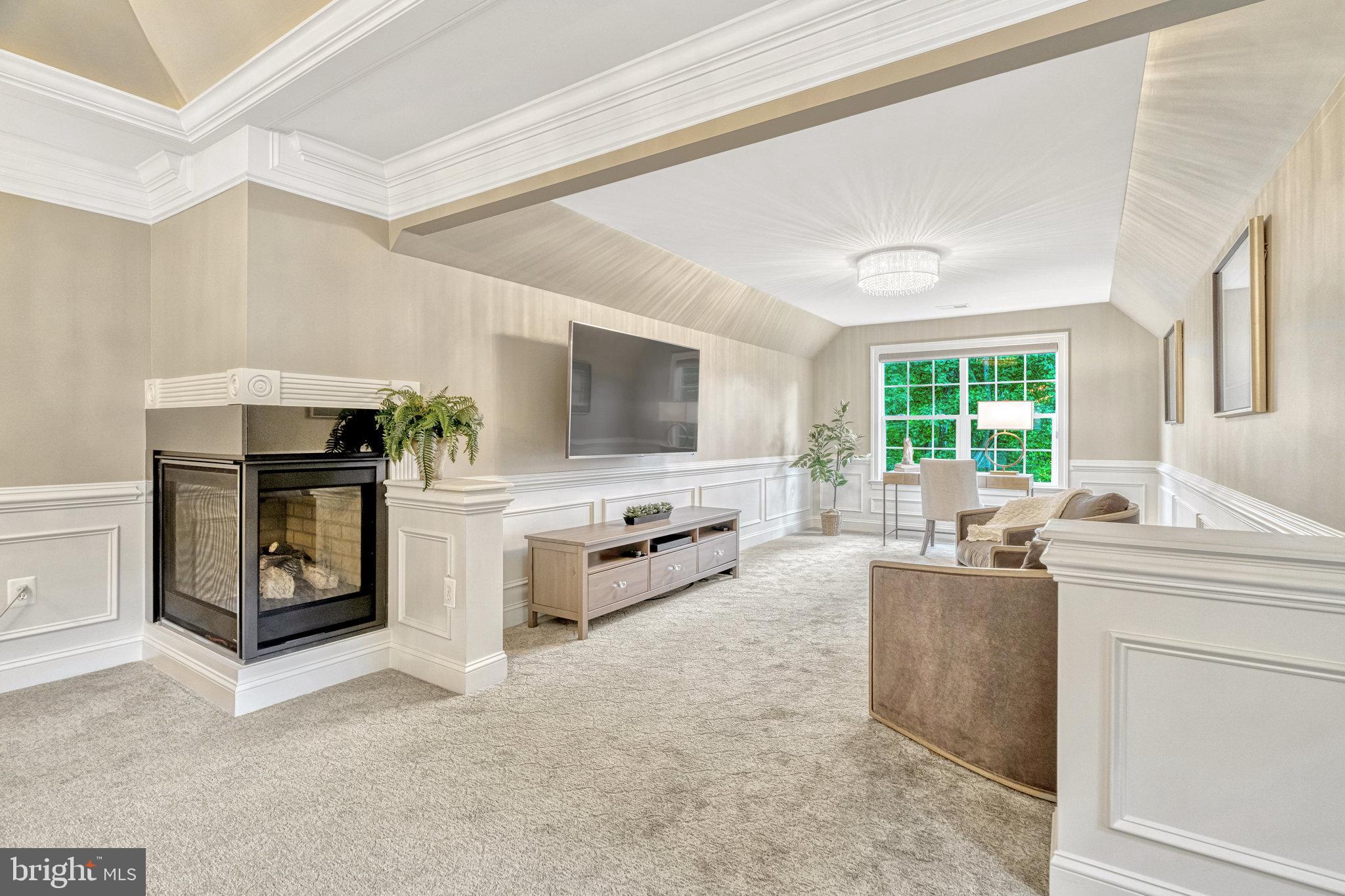 LANGLEY FOREST - Residential