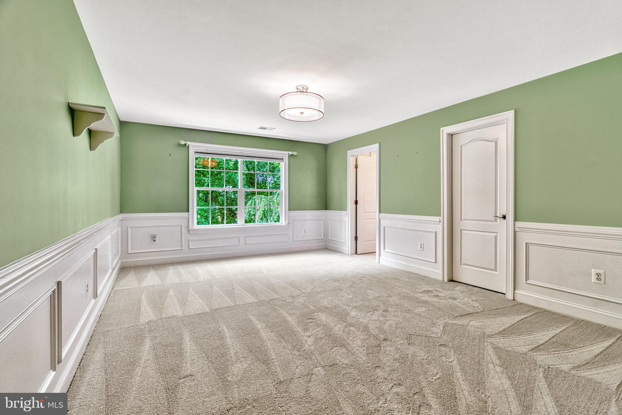 LANGLEY FOREST - Residential