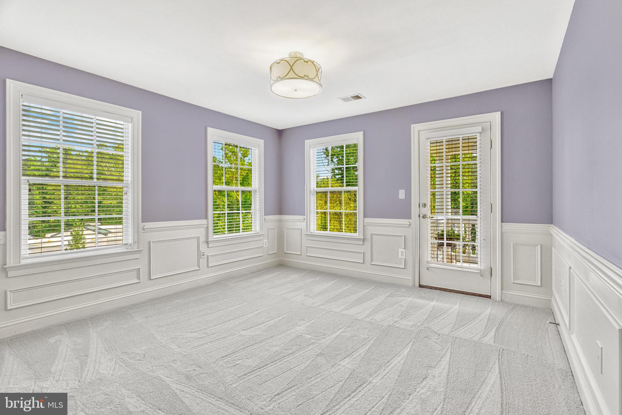 LANGLEY FOREST - Residential