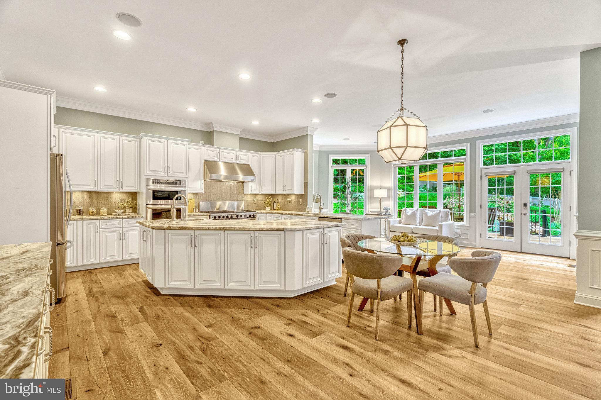 LANGLEY FOREST - Residential