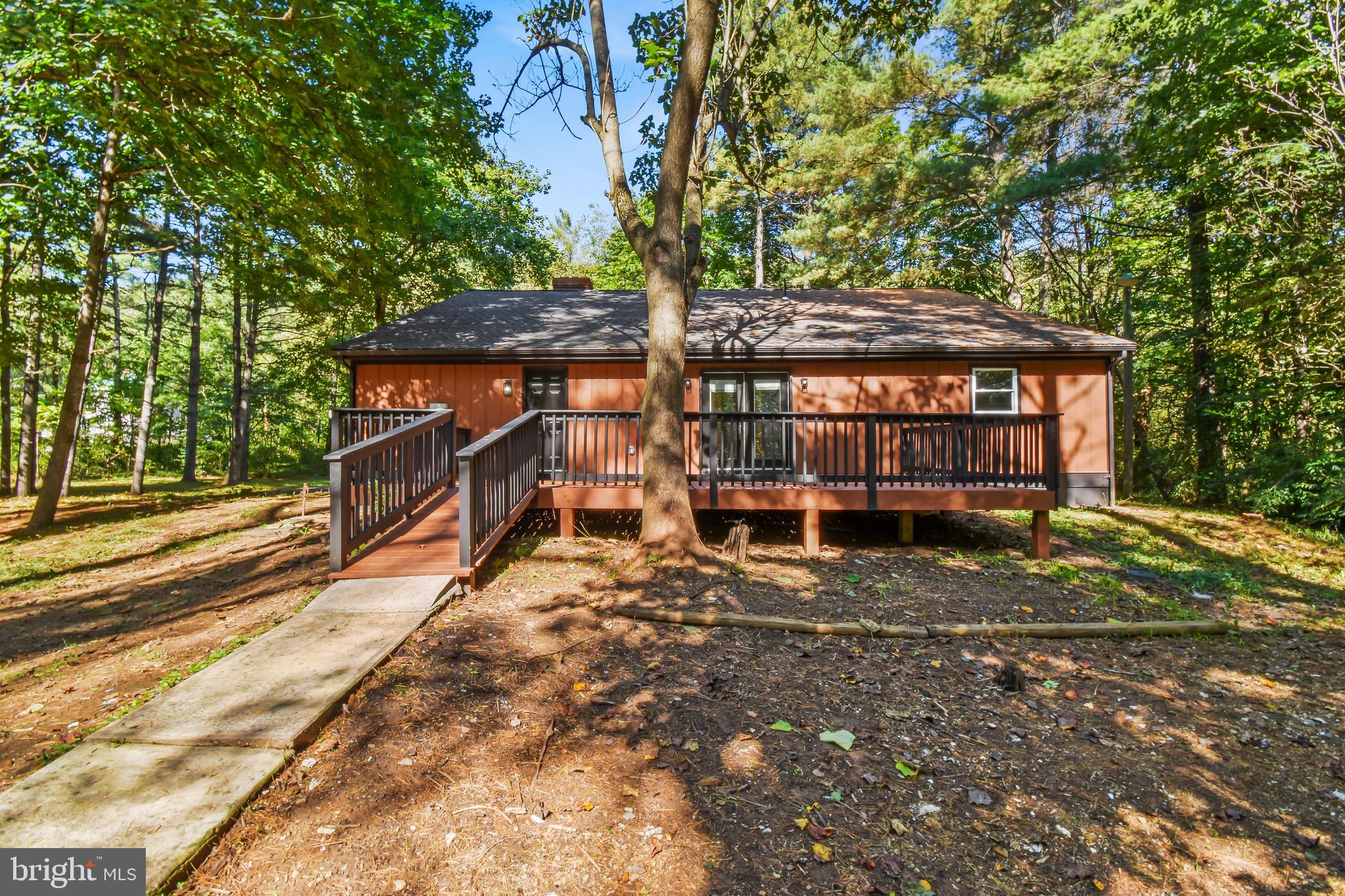 1526 HANKEY MOUNTAIN HIGHWAY