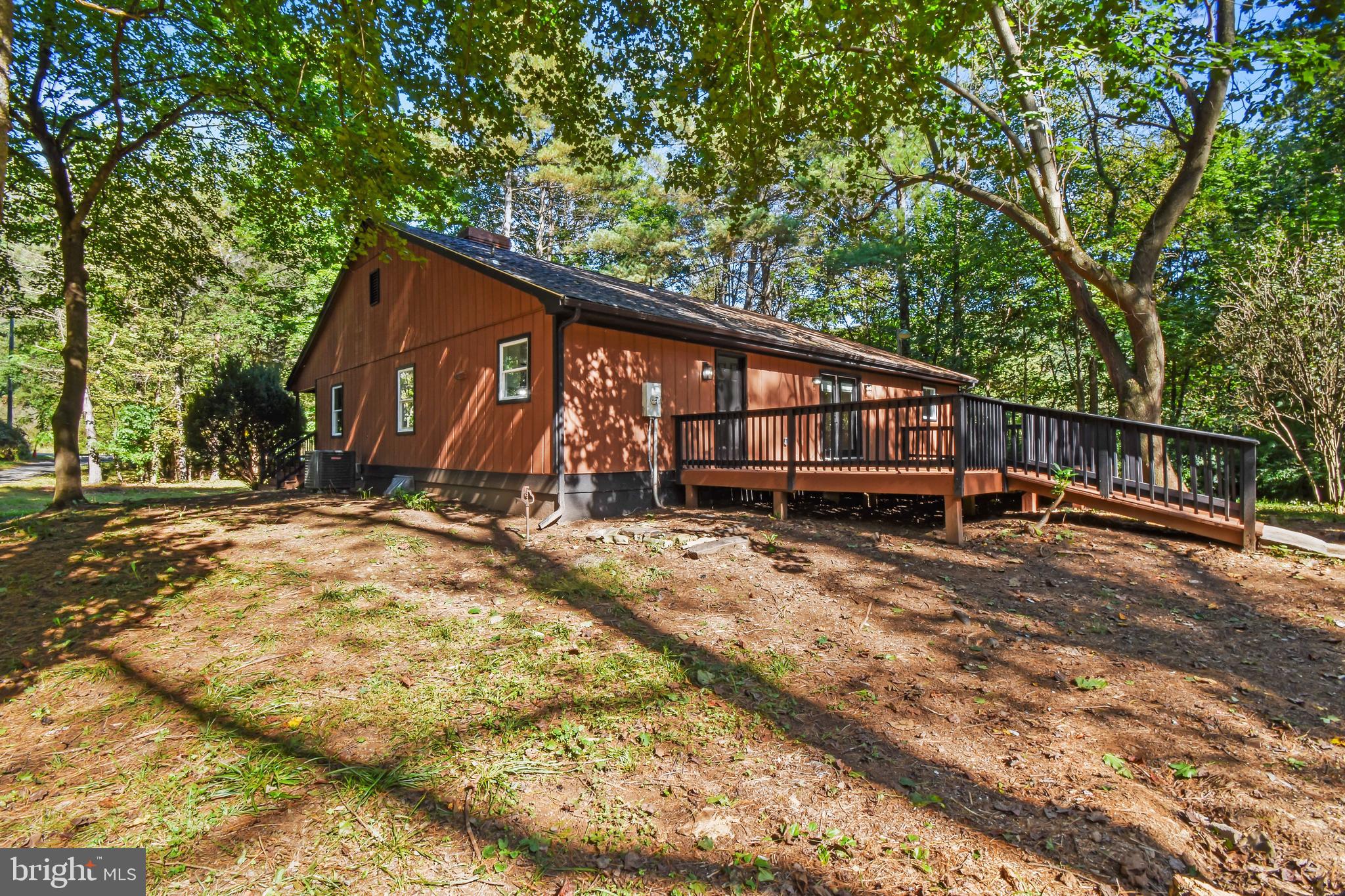 1526 HANKEY MOUNTAIN HIGHWAY