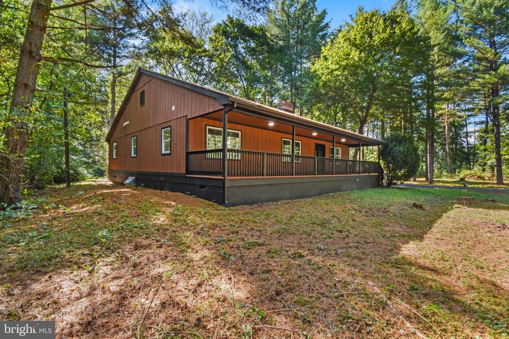 Photo of 1526 Hankey Mountain Highway, CHURCHVILLE, VA 24421 (MLS # VAAG2002680)