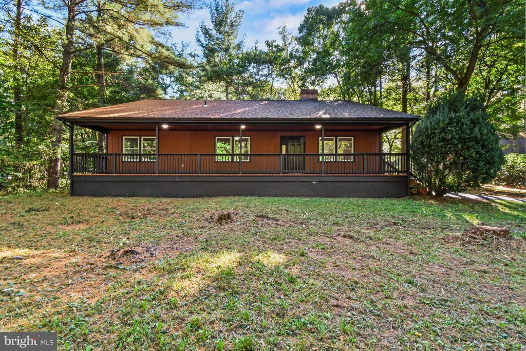 Photo of 1526 Hankey Mountain Highway, CHURCHVILLE, VA 24421 (MLS # VAAG2002680)