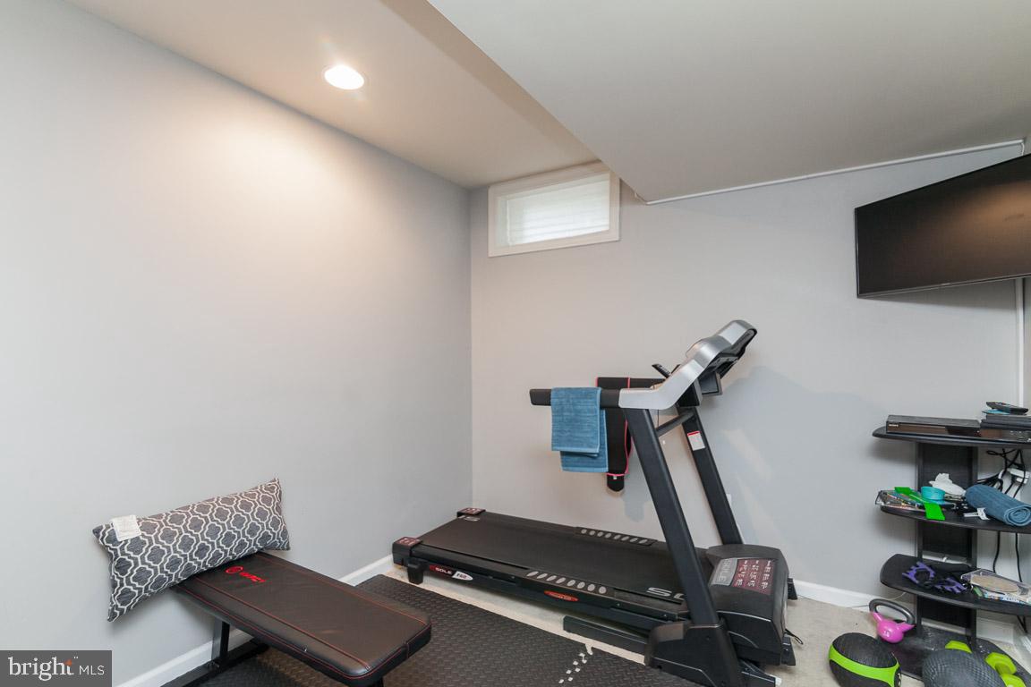 CHARLES CROSSING - Residential