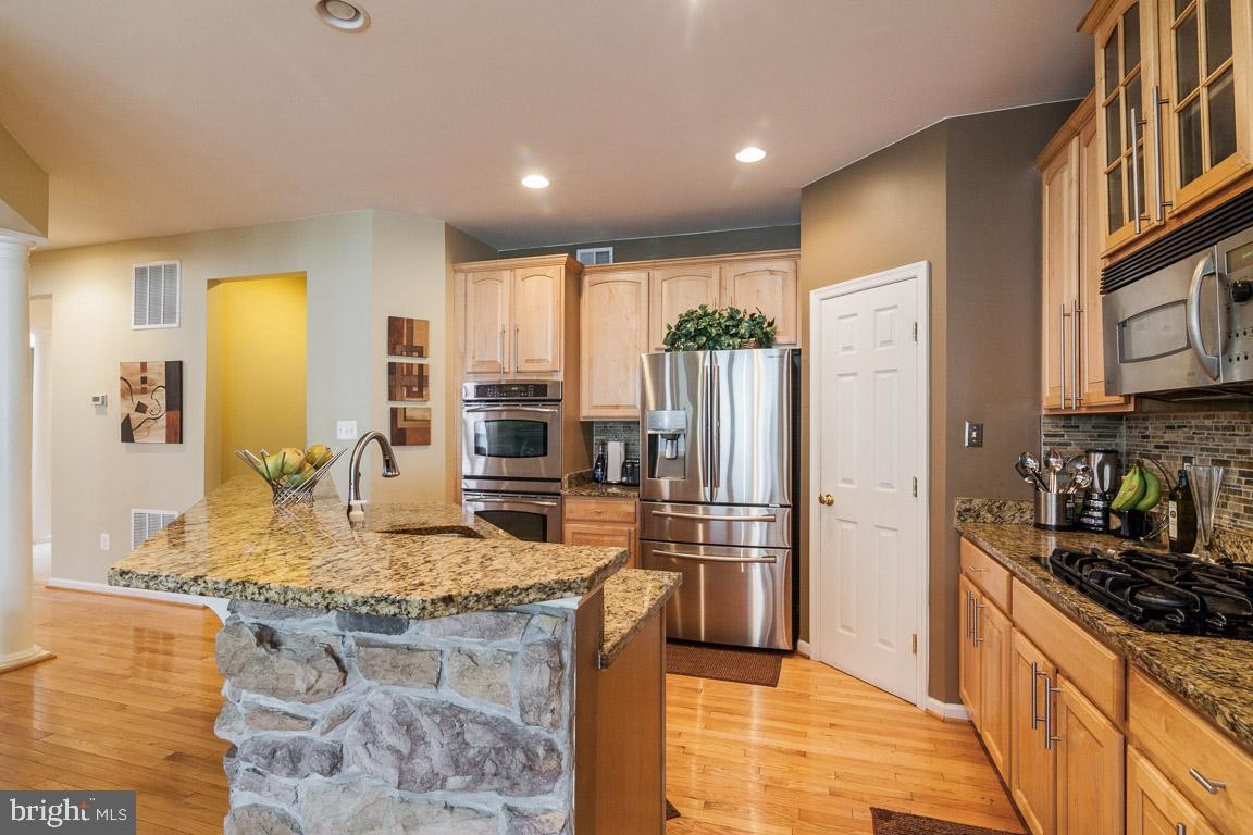 CHARLES CROSSING - Residential