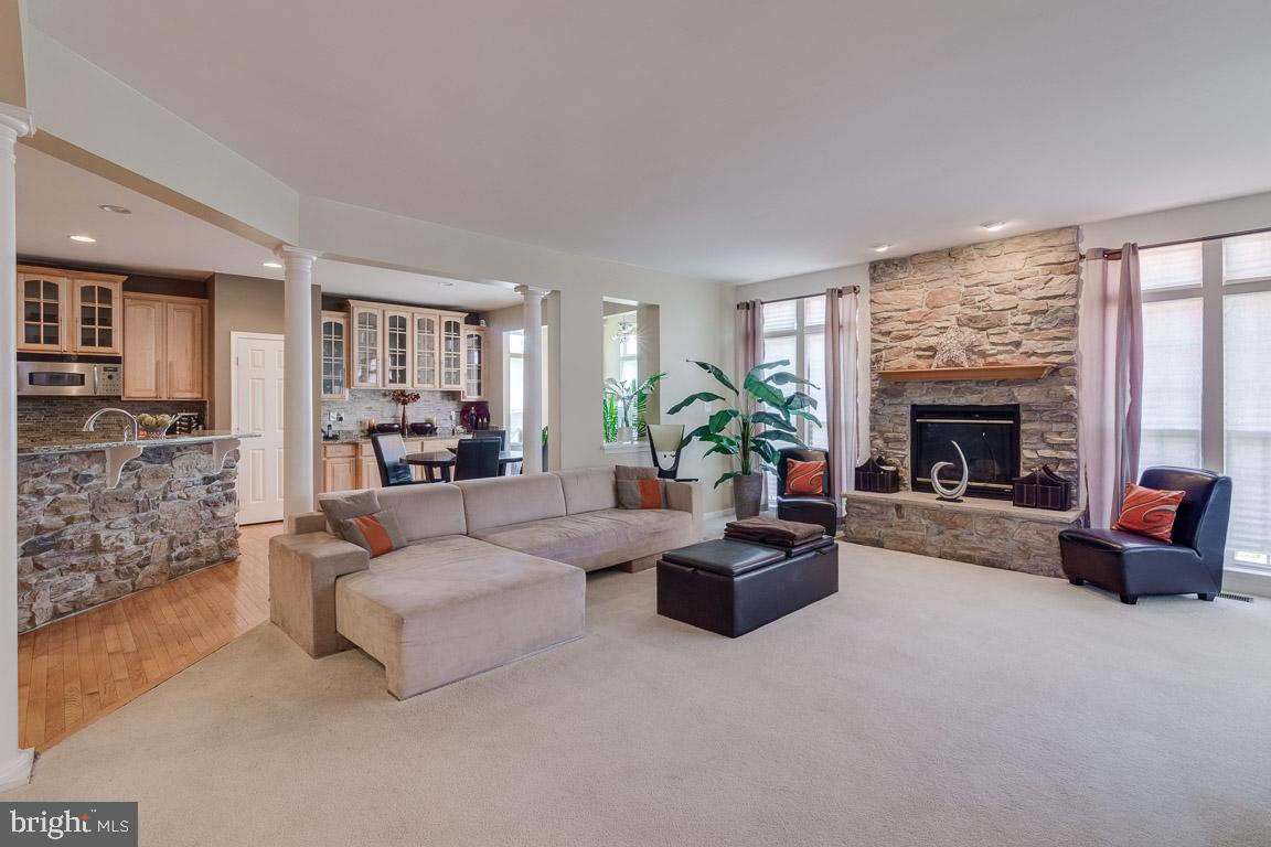 CHARLES CROSSING - Residential