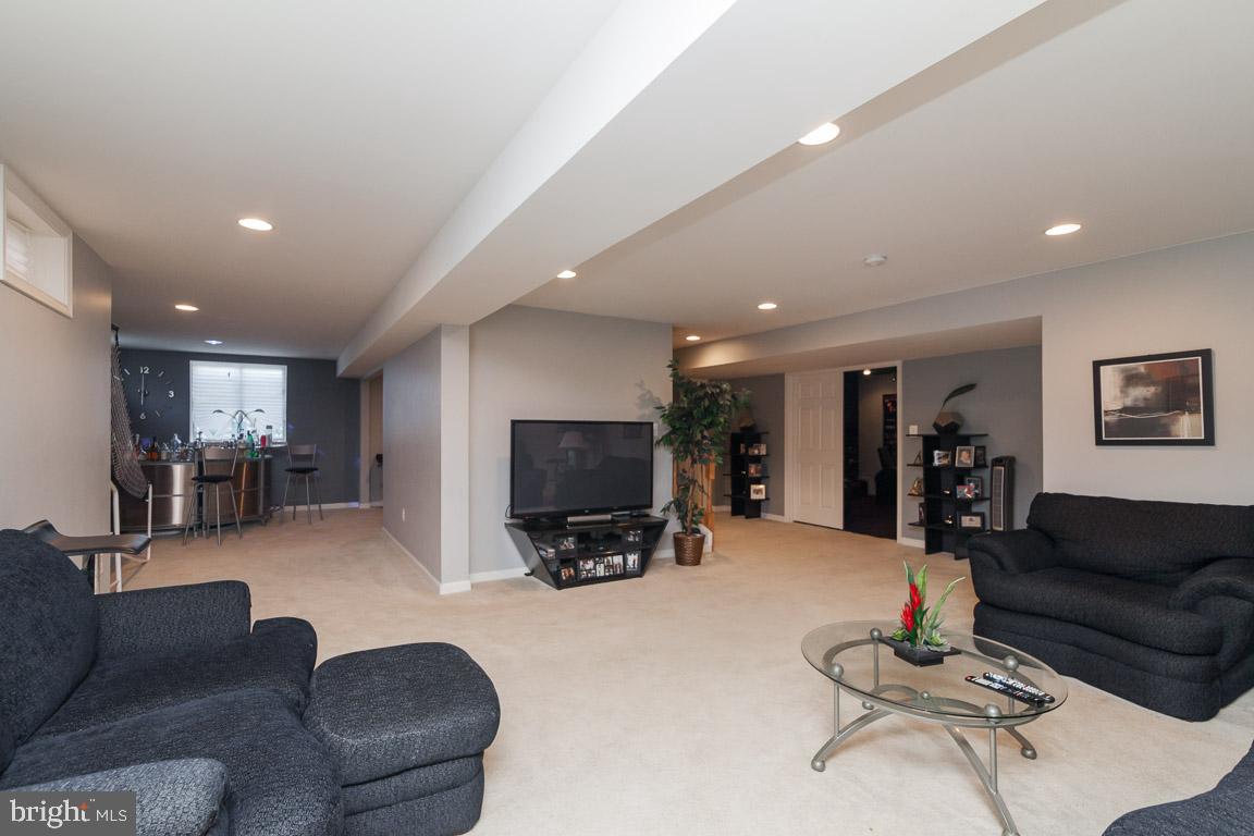 CHARLES CROSSING - Residential