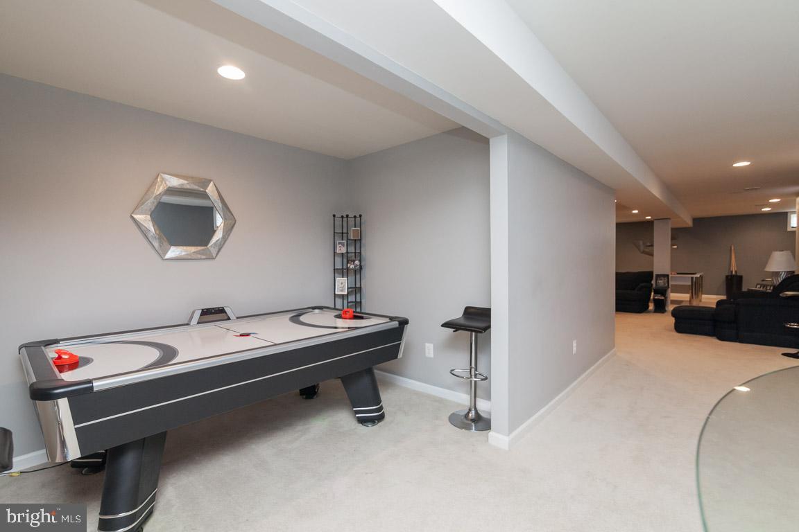 CHARLES CROSSING - Residential