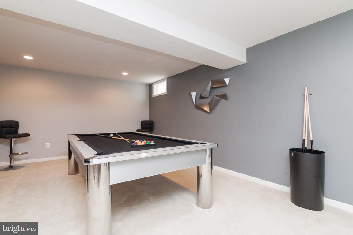 CHARLES CROSSING - Residential