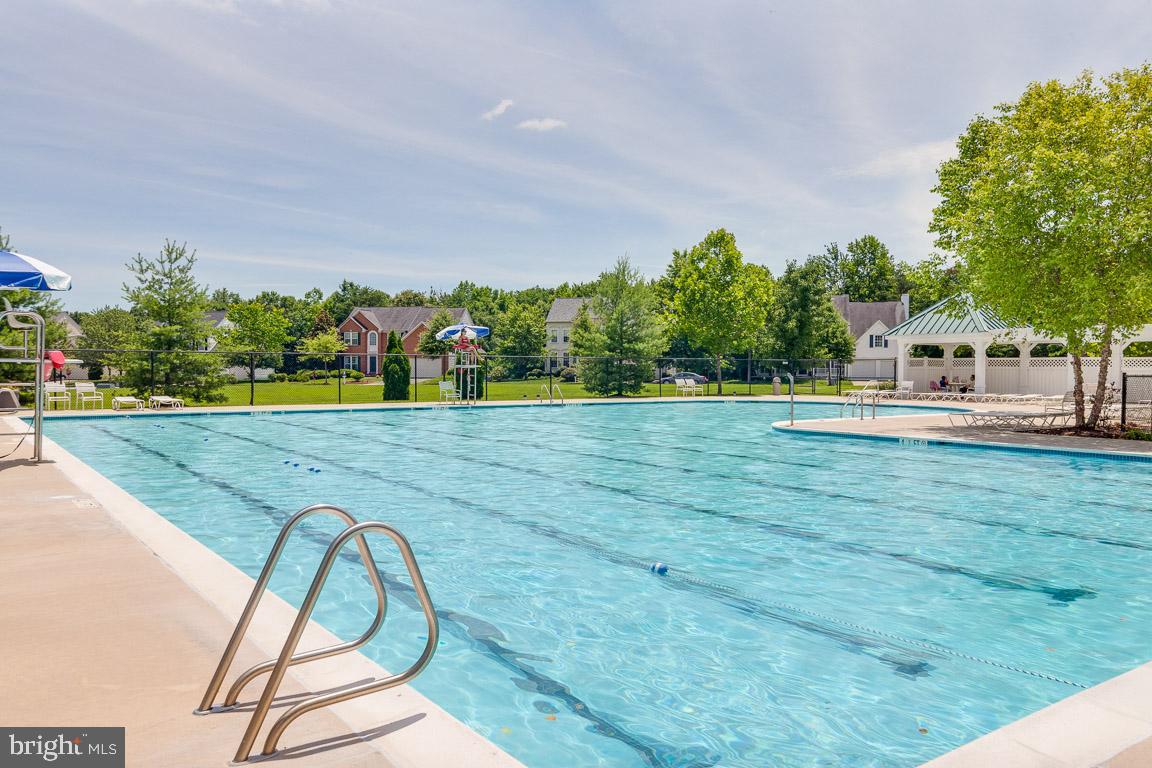 CHARLES CROSSING - Residential