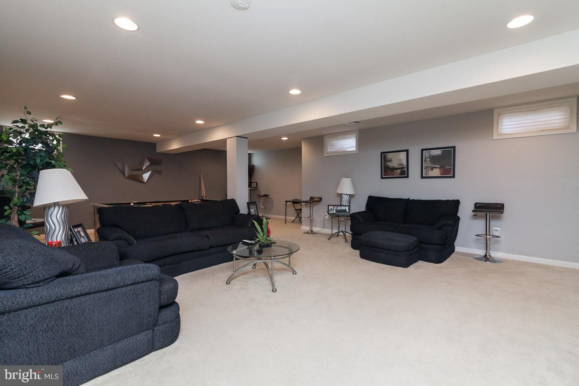 CHARLES CROSSING - Residential