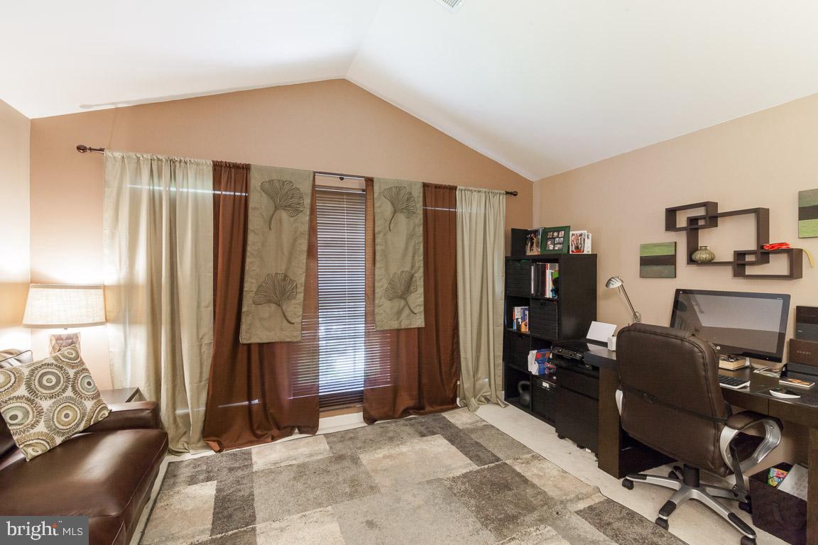 CHARLES CROSSING - Residential