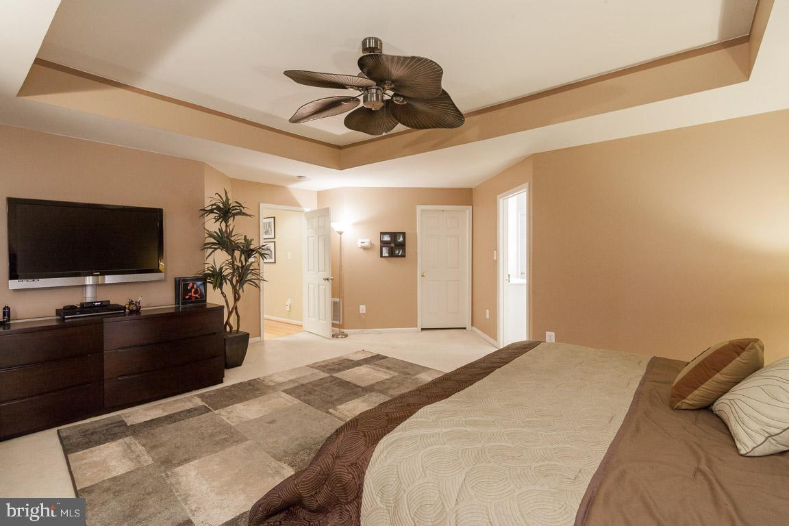 CHARLES CROSSING - Residential