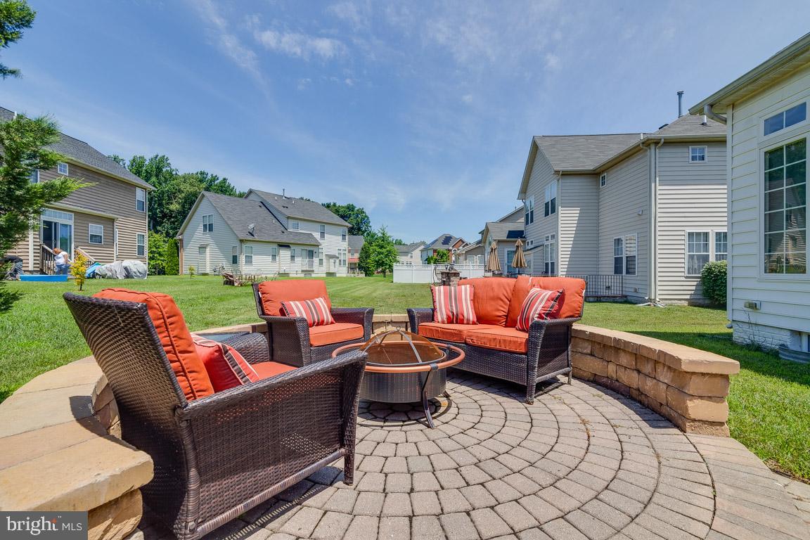 CHARLES CROSSING - Residential