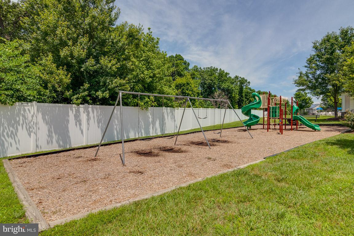 CHARLES CROSSING - Residential