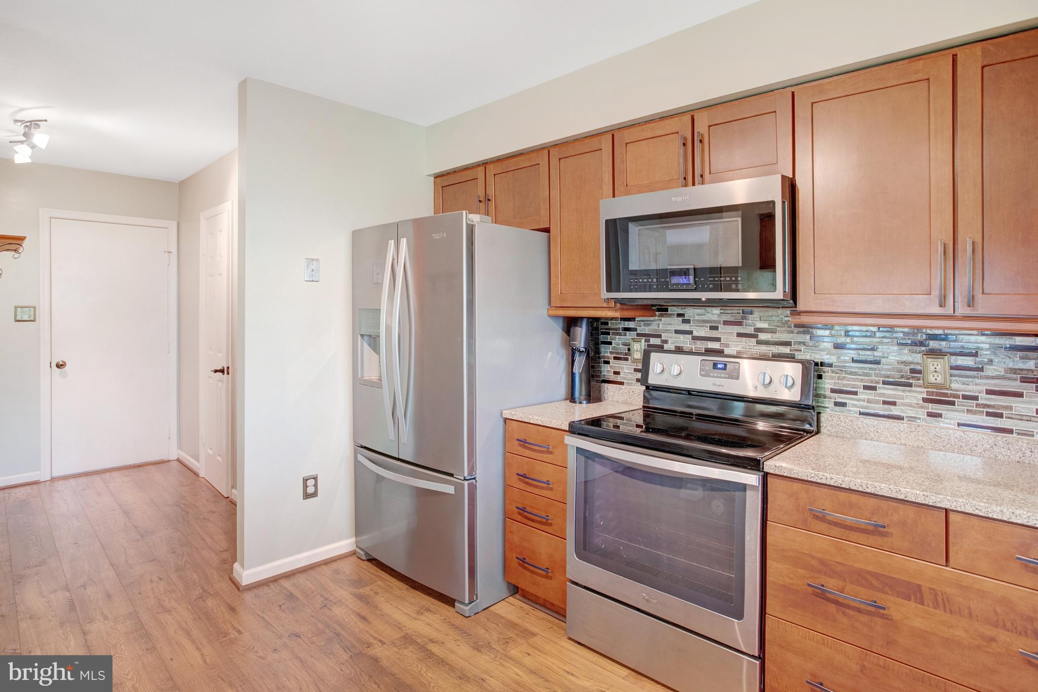 LAKE RIDGE - Residential